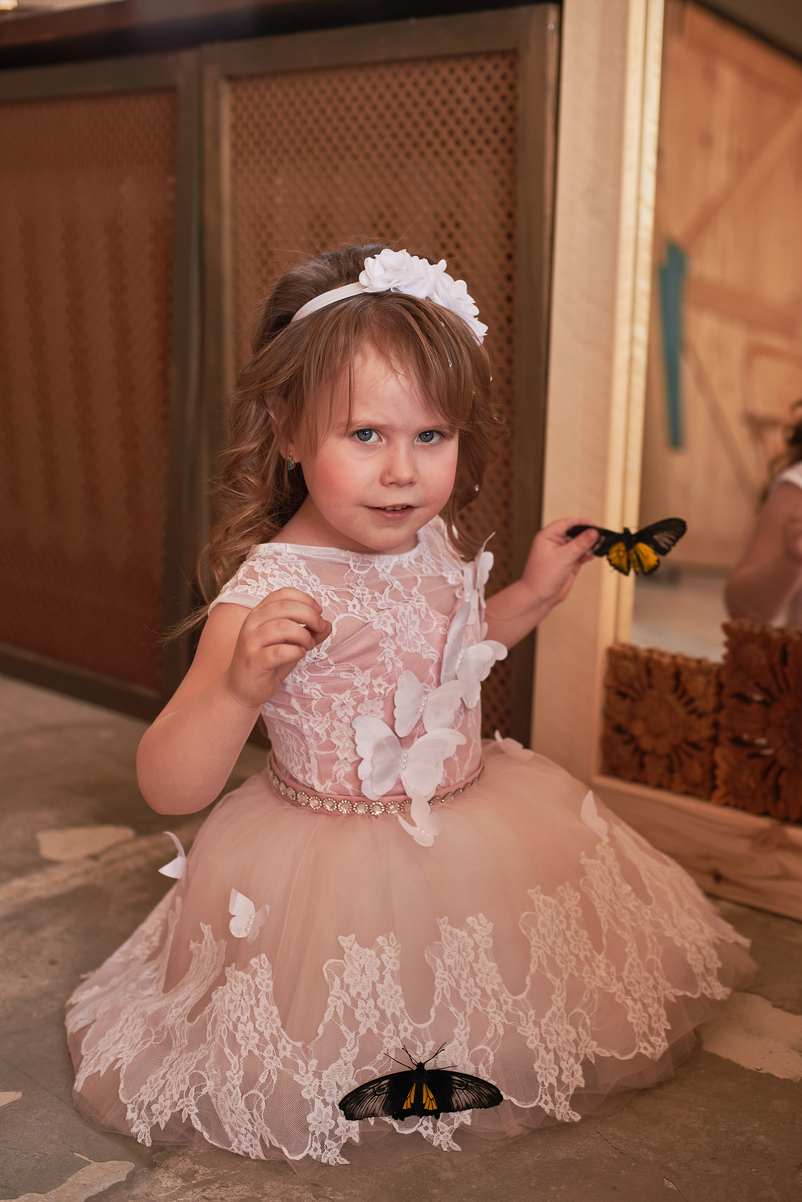 Фотопроет для детей с живыми бабочками в Красноярске. Фотограф в Красноярске Шепелева Мария