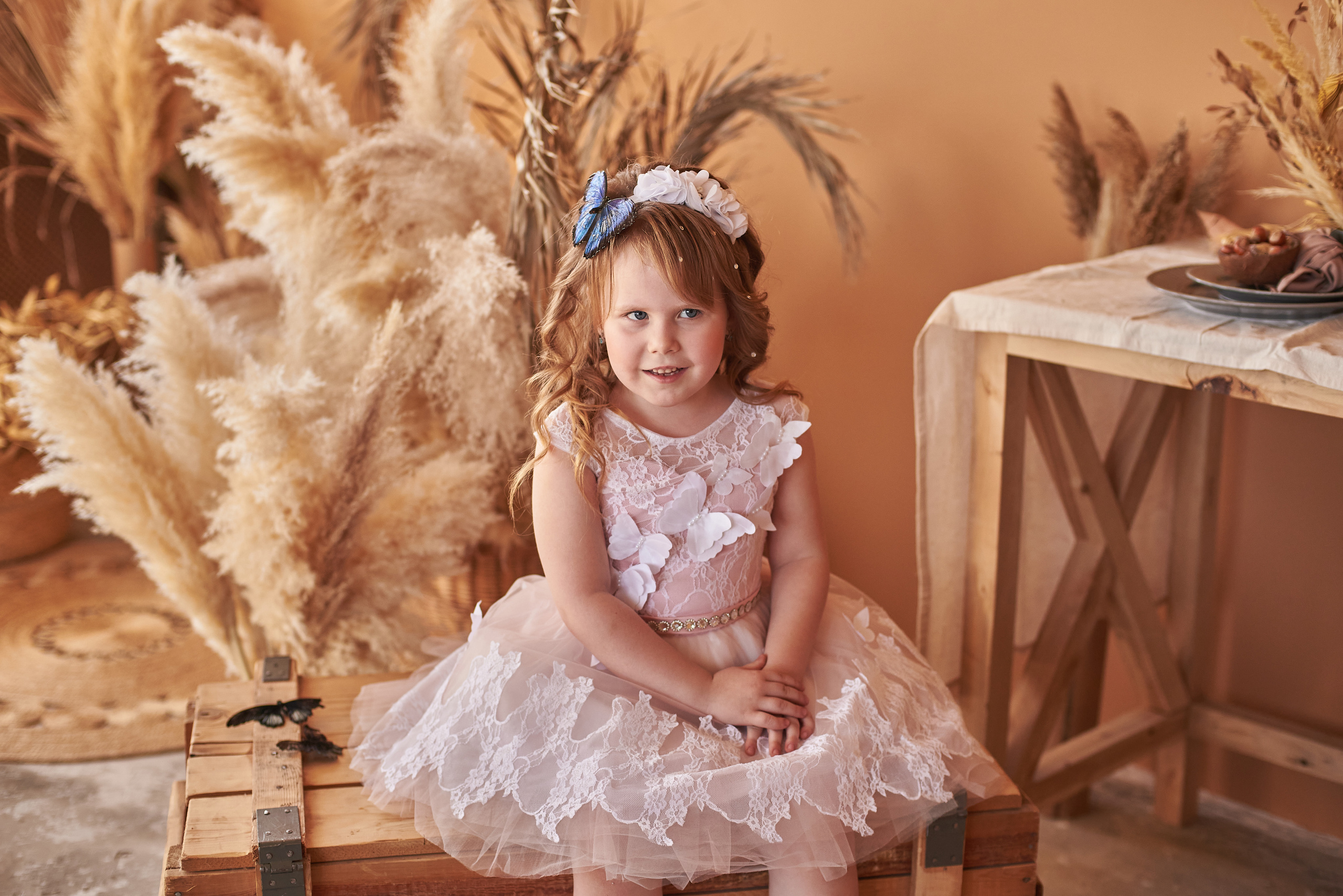 Фотопроет для детей с живыми бабочками в Красноярске. Фотограф в Красноярске Шепелева Мария