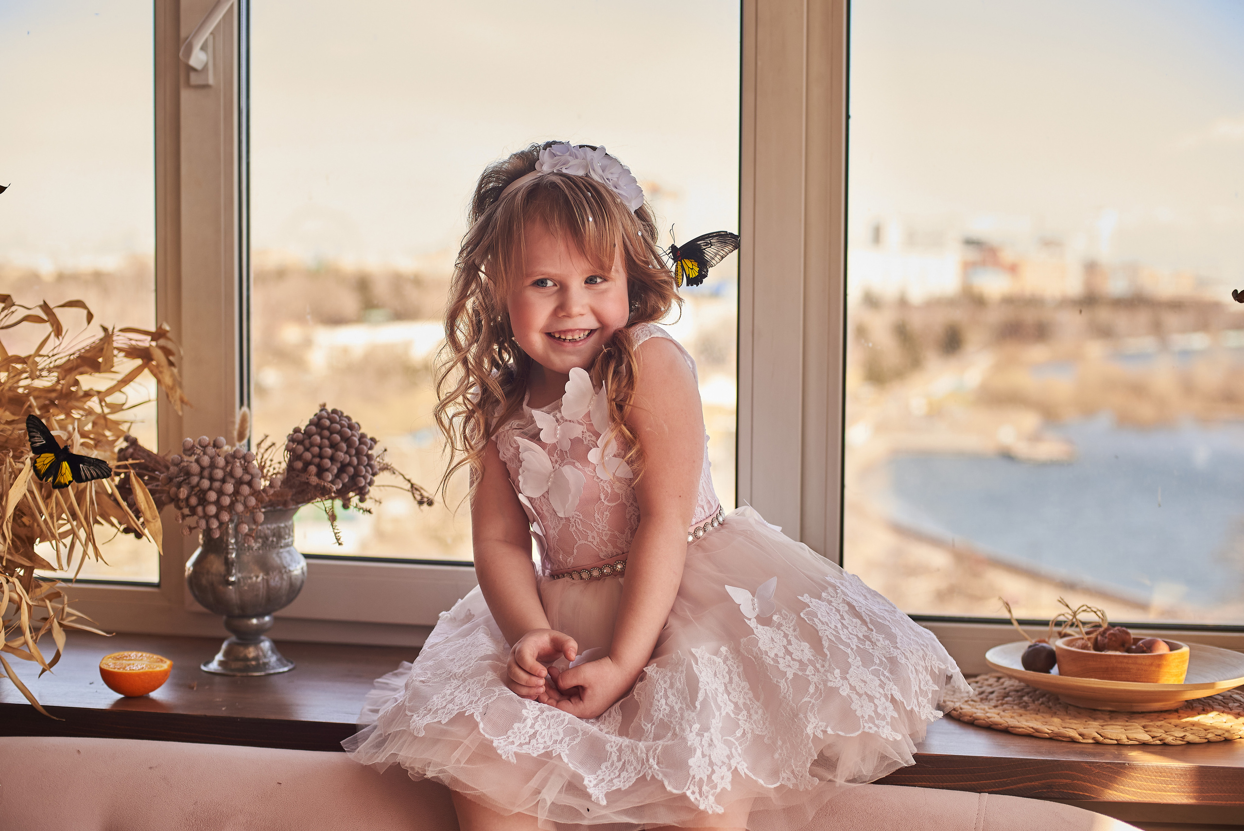 Фотопроет для детей с живыми бабочками в Красноярске. Фотограф в Красноярске Шепелева Мария