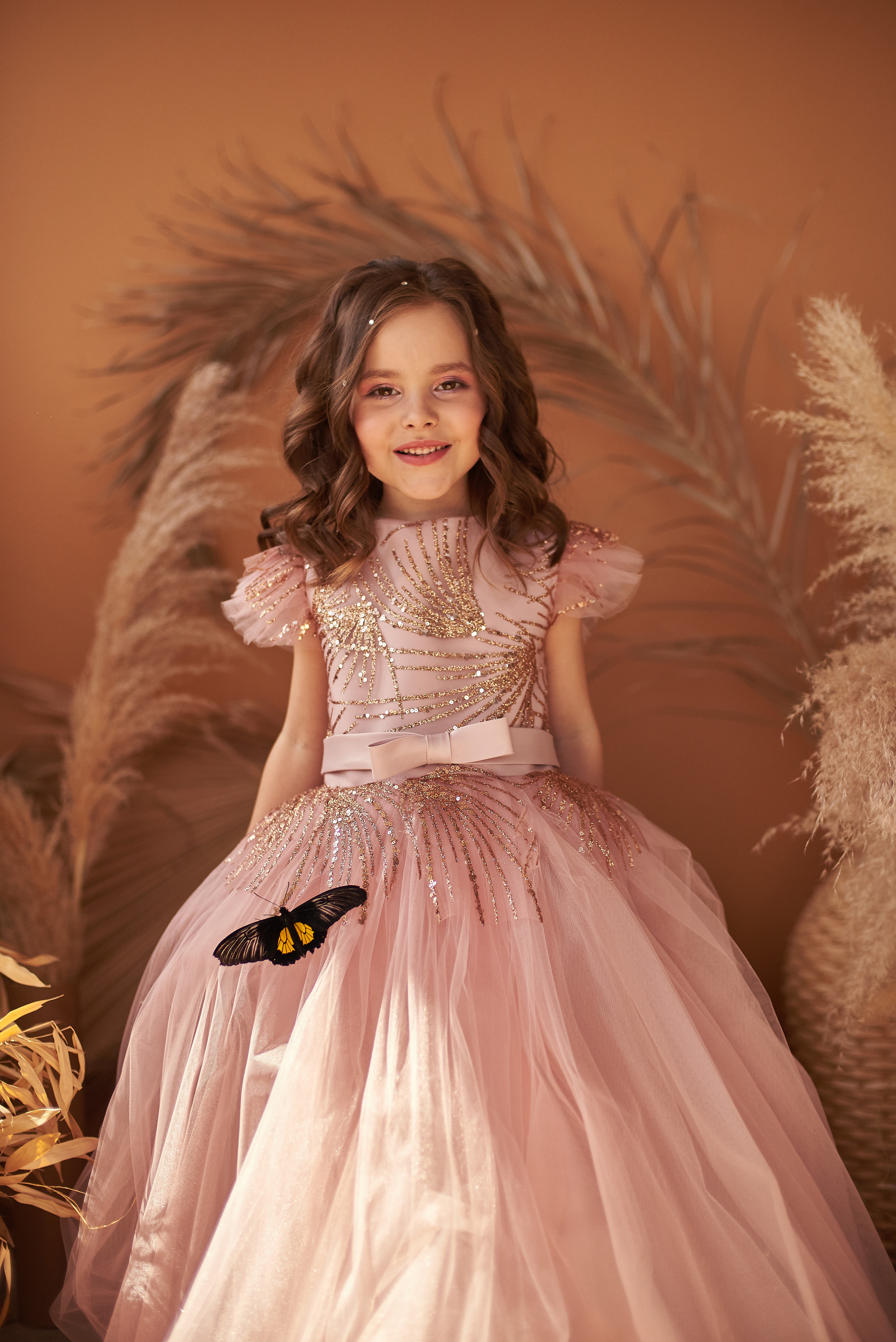 Фотопроет для детей с живыми бабочками в Красноярске. Фотограф в Красноярске Шепелева Мария