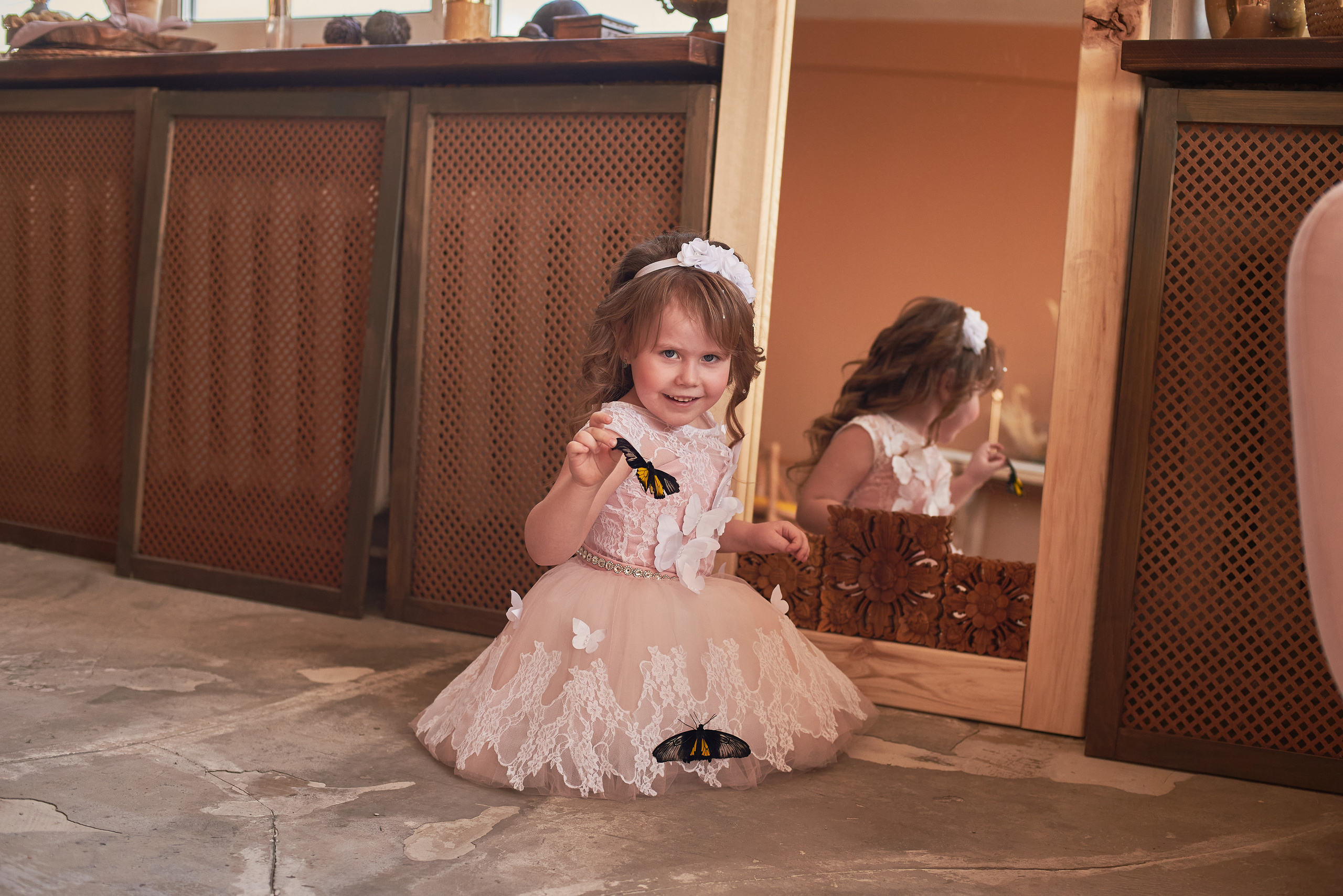 Фотопроет для детей с живыми бабочками в Красноярске. Фотограф в Красноярске Шепелева Мария