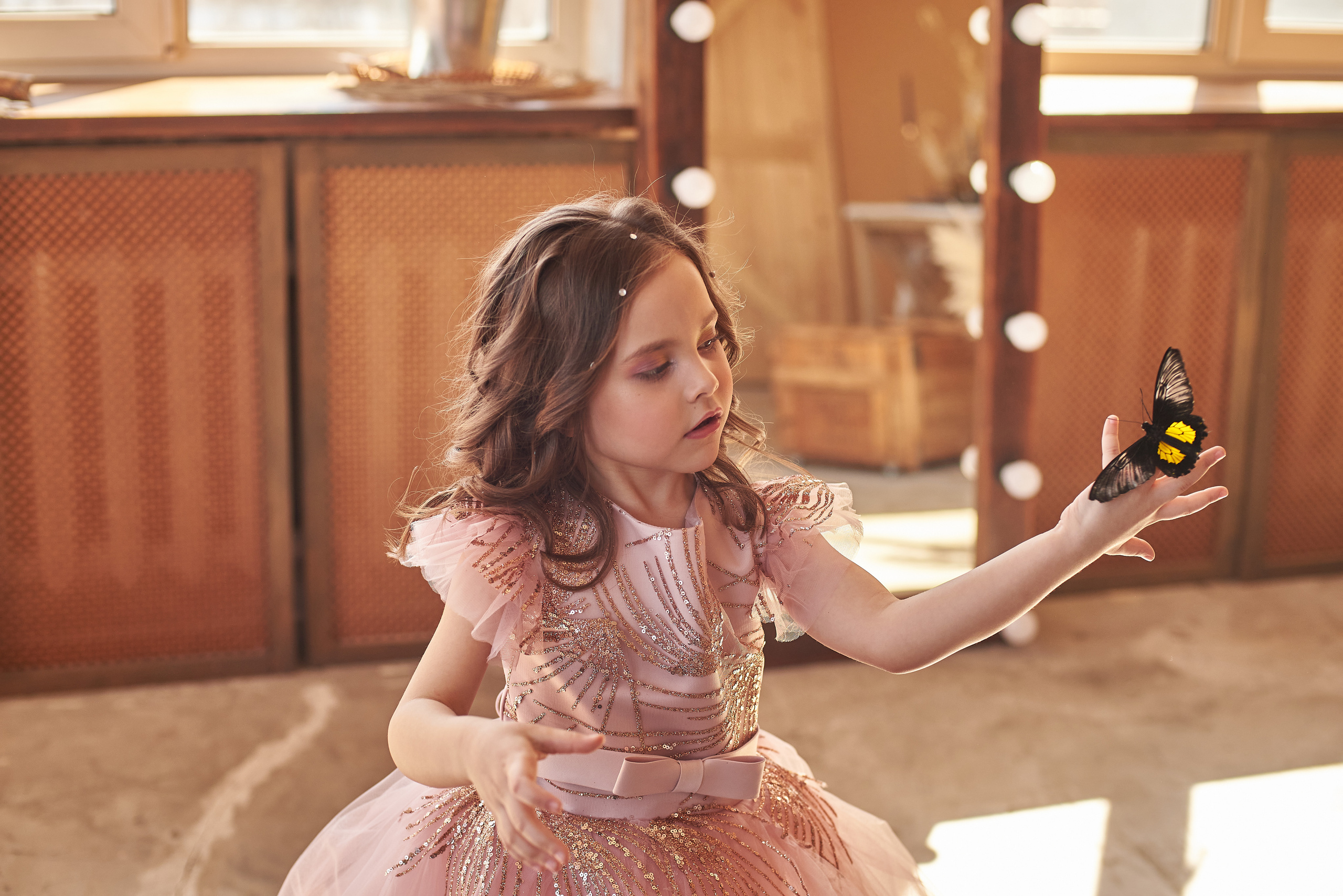 Фотопроет для детей с живыми бабочками в Красноярске. Фотограф в Красноярске Шепелева Мария