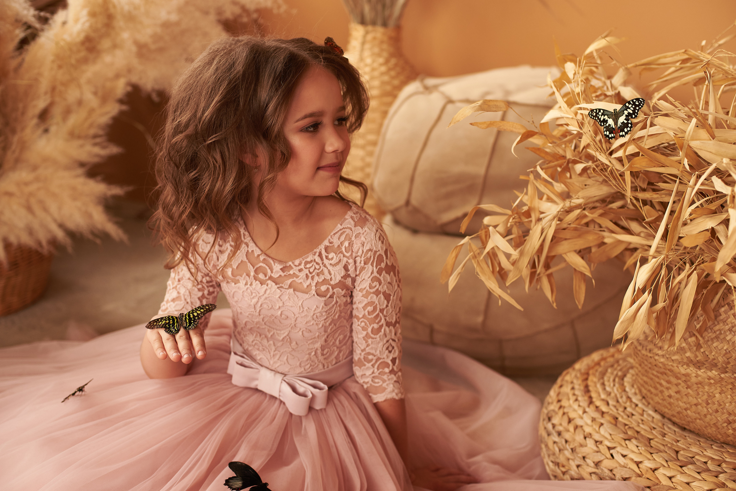 Фотопроет для детей с живыми бабочками в Красноярске. Фотограф в Красноярске Шепелева Мария