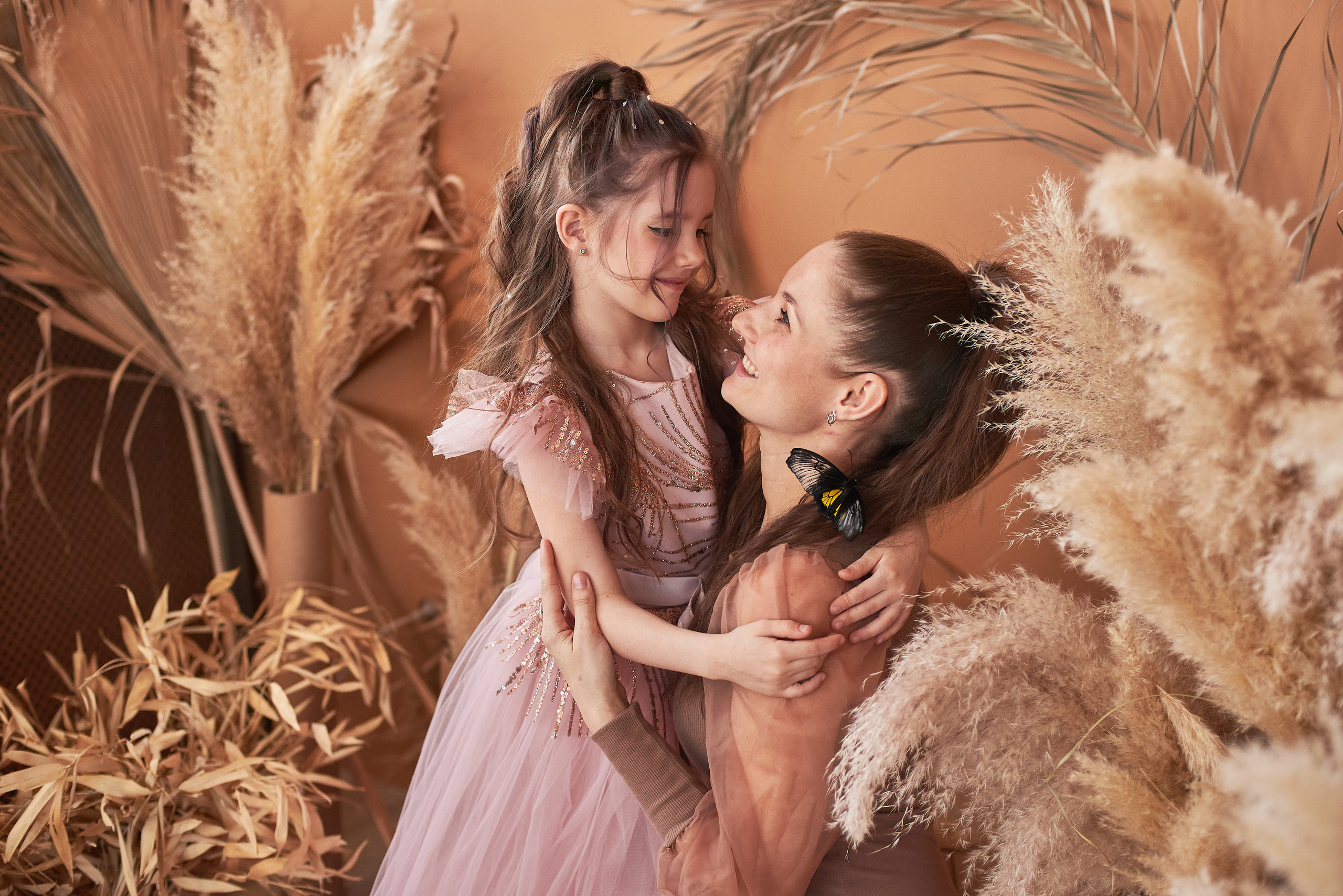 Фотопроет для детей с живыми бабочками в Красноярске. Фотограф в Красноярске Шепелева Мария