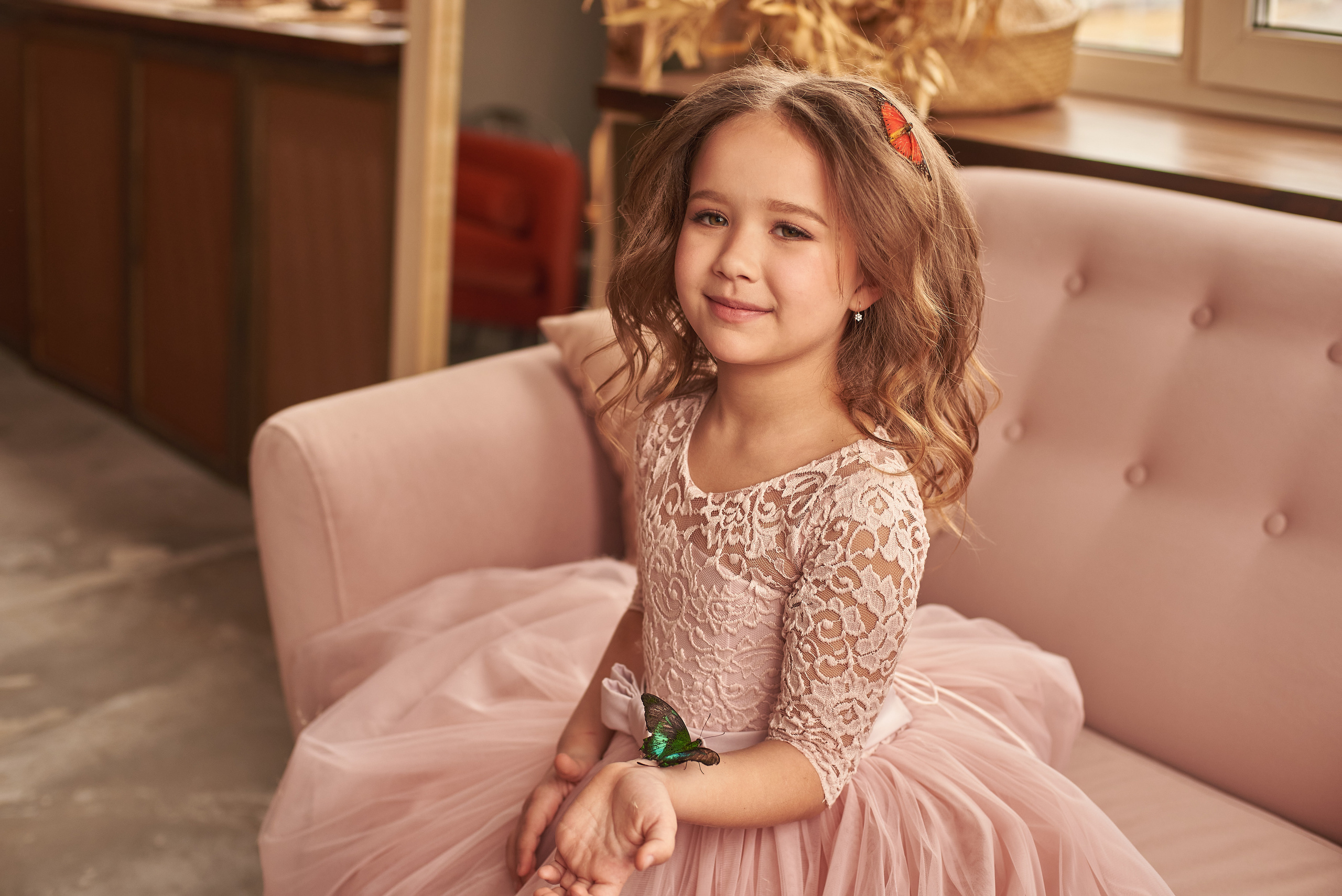 Фотопроет для детей с живыми бабочками в Красноярске. Фотограф в Красноярске Шепелева Мария