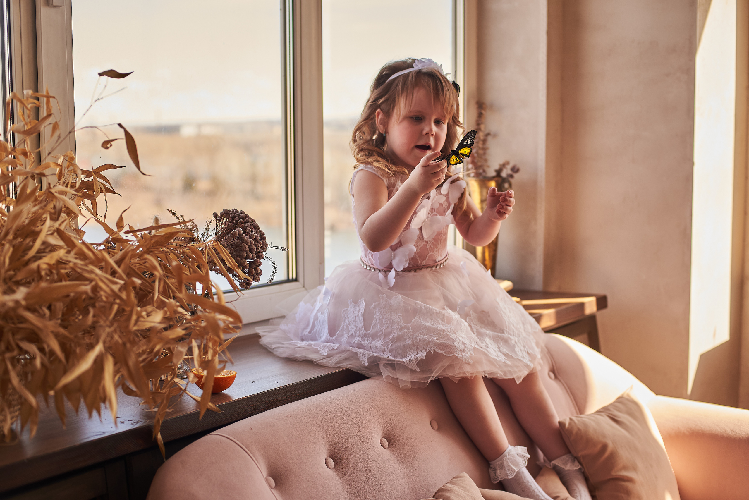 Фотопроет для детей с живыми бабочками в Красноярске. Фотограф в Красноярске Шепелева Мария