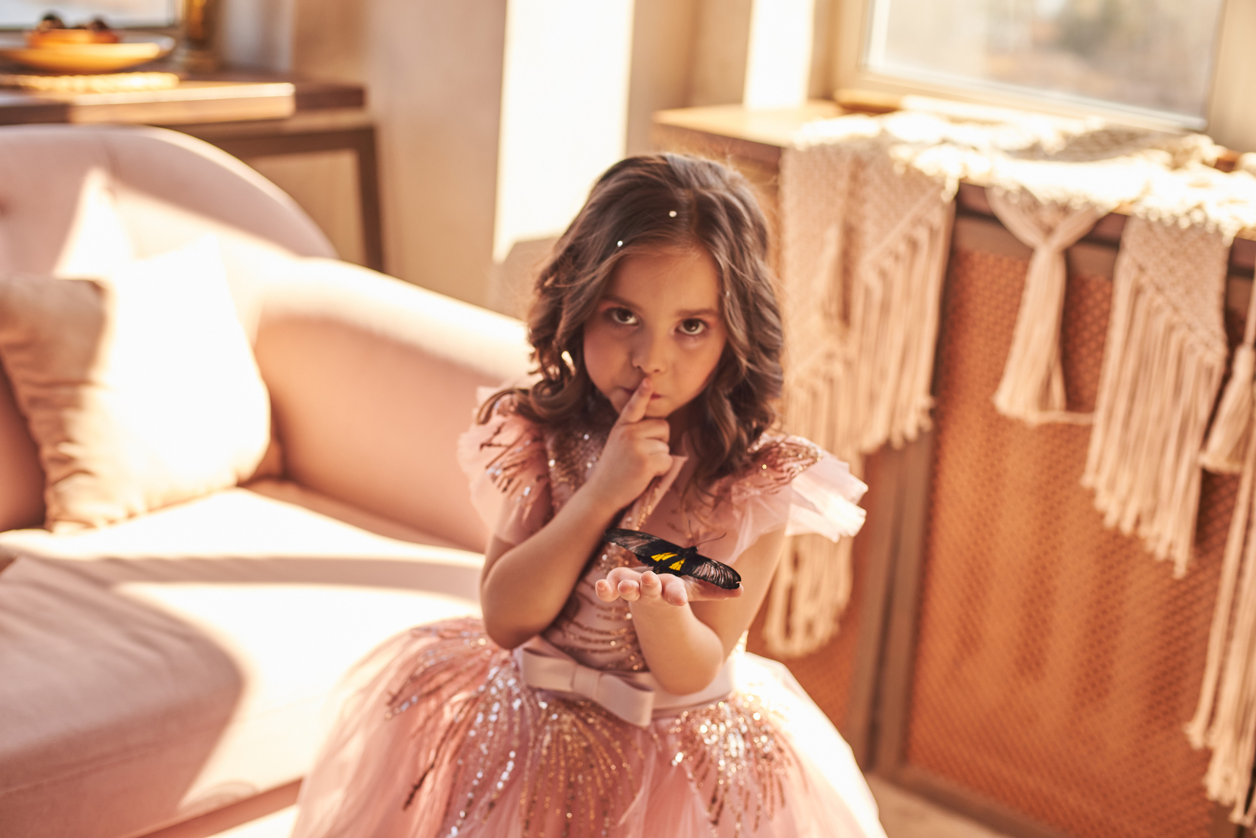 Фотопроет для детей с живыми бабочками в Красноярске. Фотограф в Красноярске Шепелева Мария