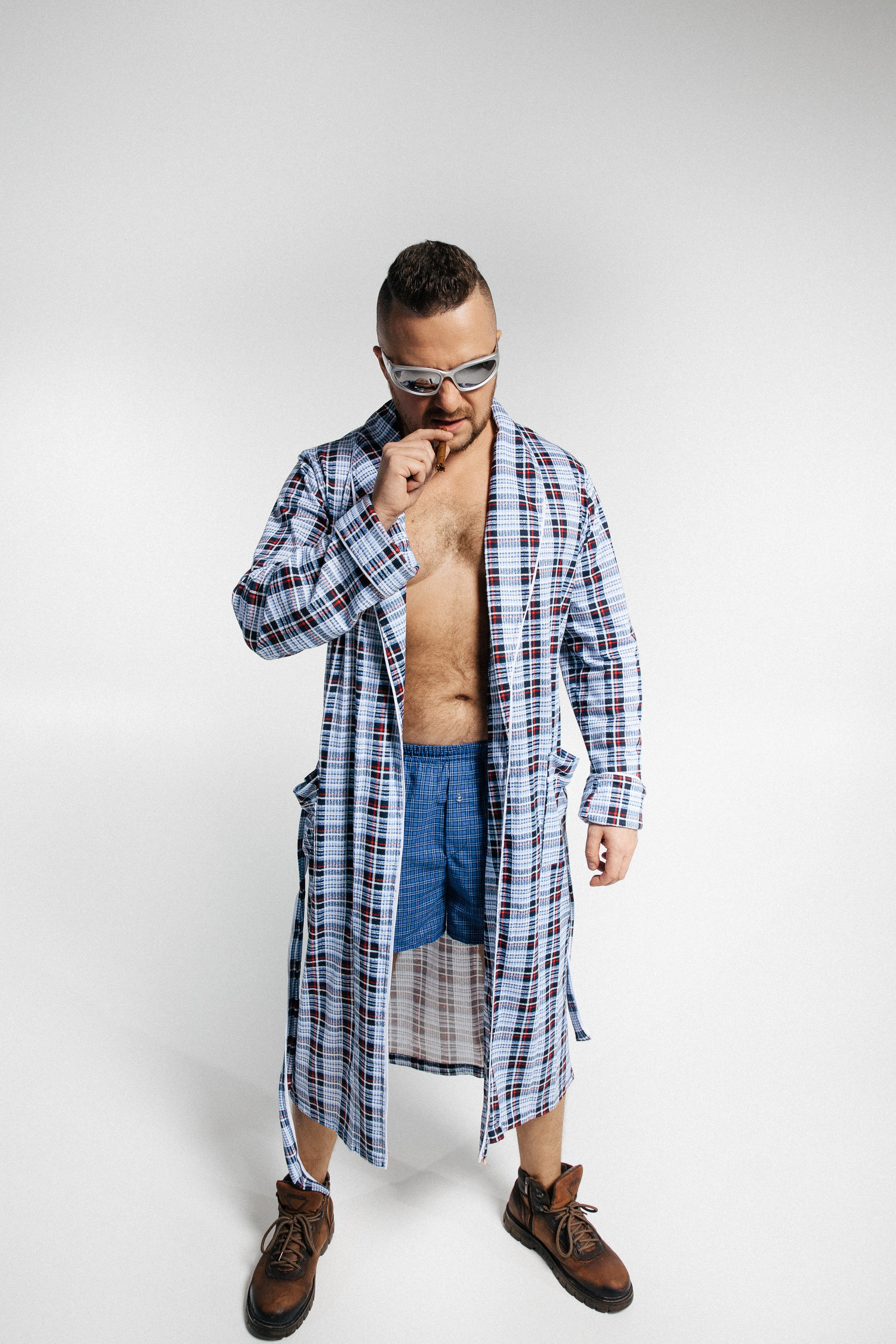 Батя в здании. Фотограф в Новосибирске и Москве