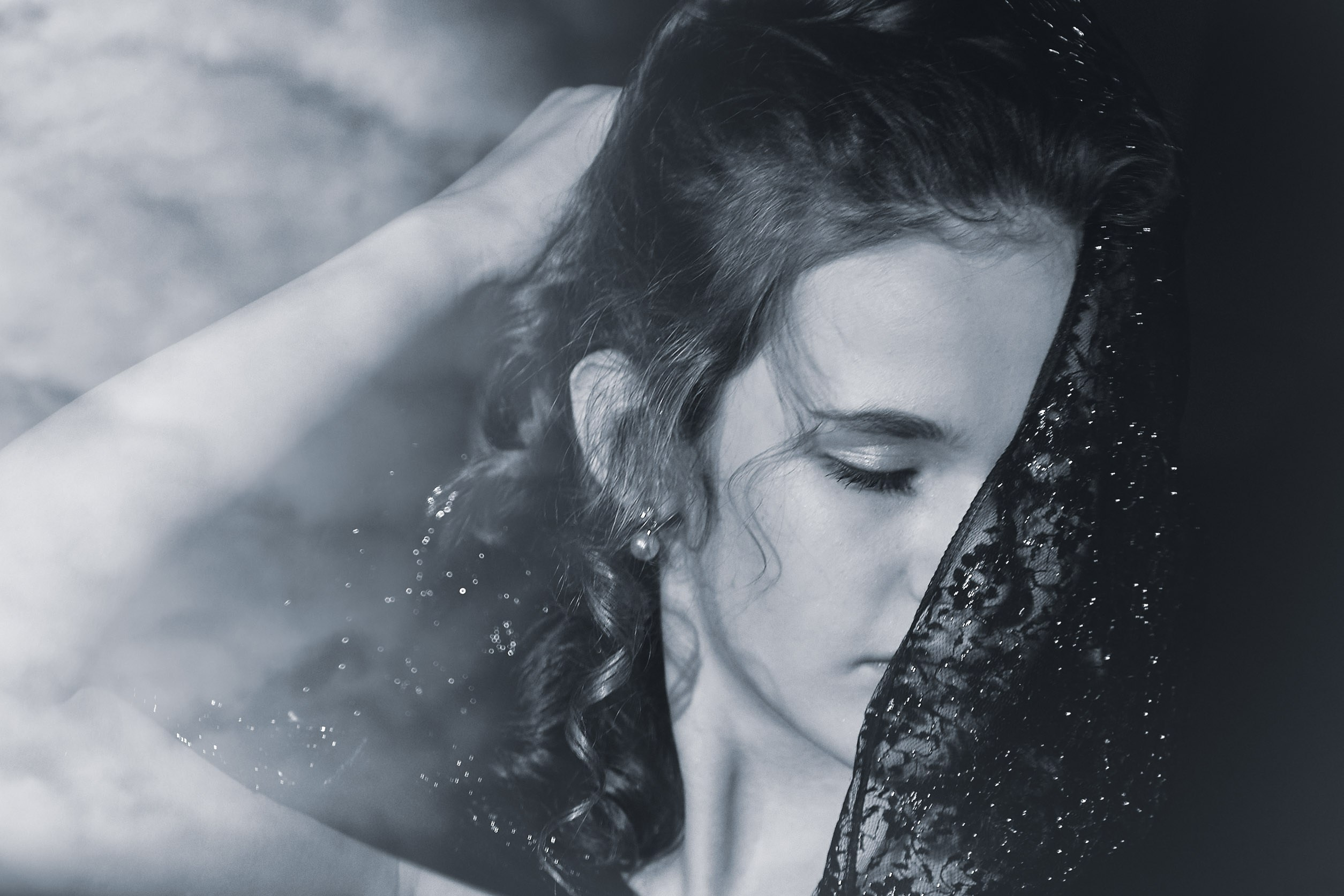 Фотосессия девушки в Самаре с макияжем и одеждой