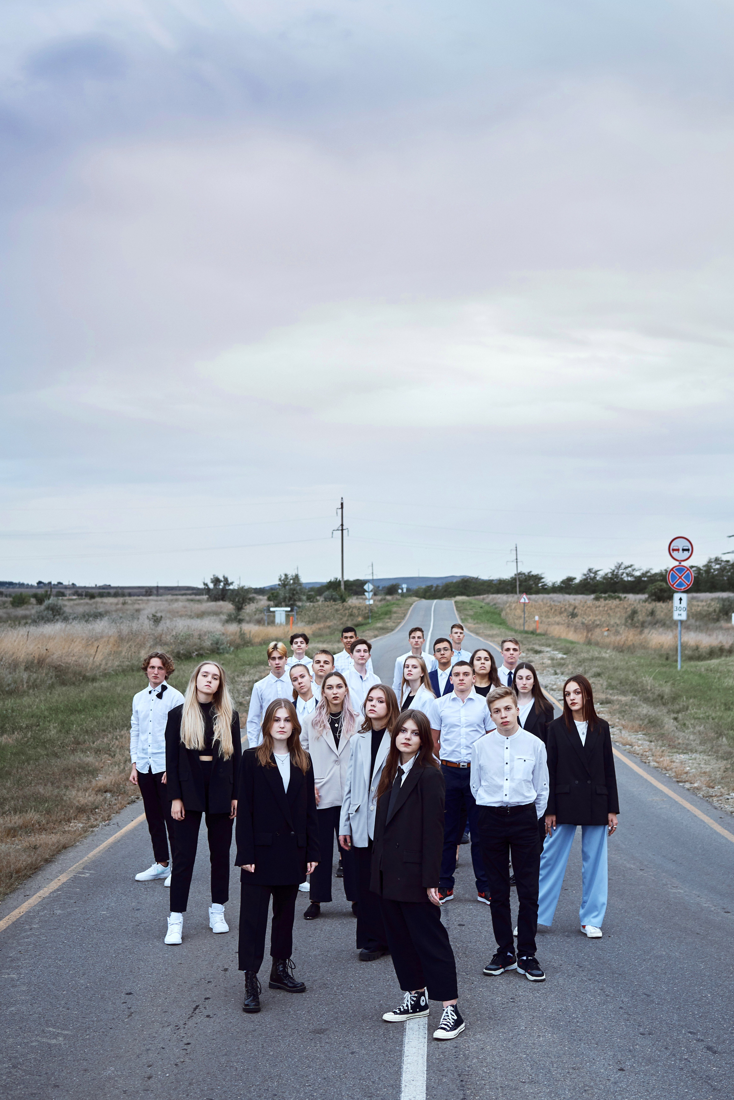 Выпускные фотосессии для 9 и 11 классов. Выпускные альбомы в Ставрополе