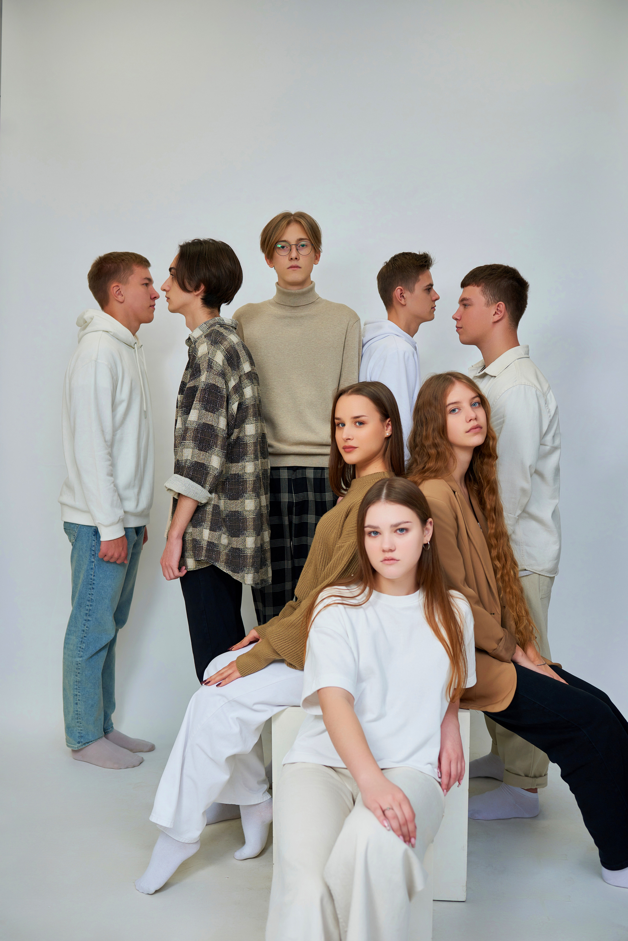 Выпускные фотосессии для 9 и 11 классов. Выпускные альбомы в Ставрополе