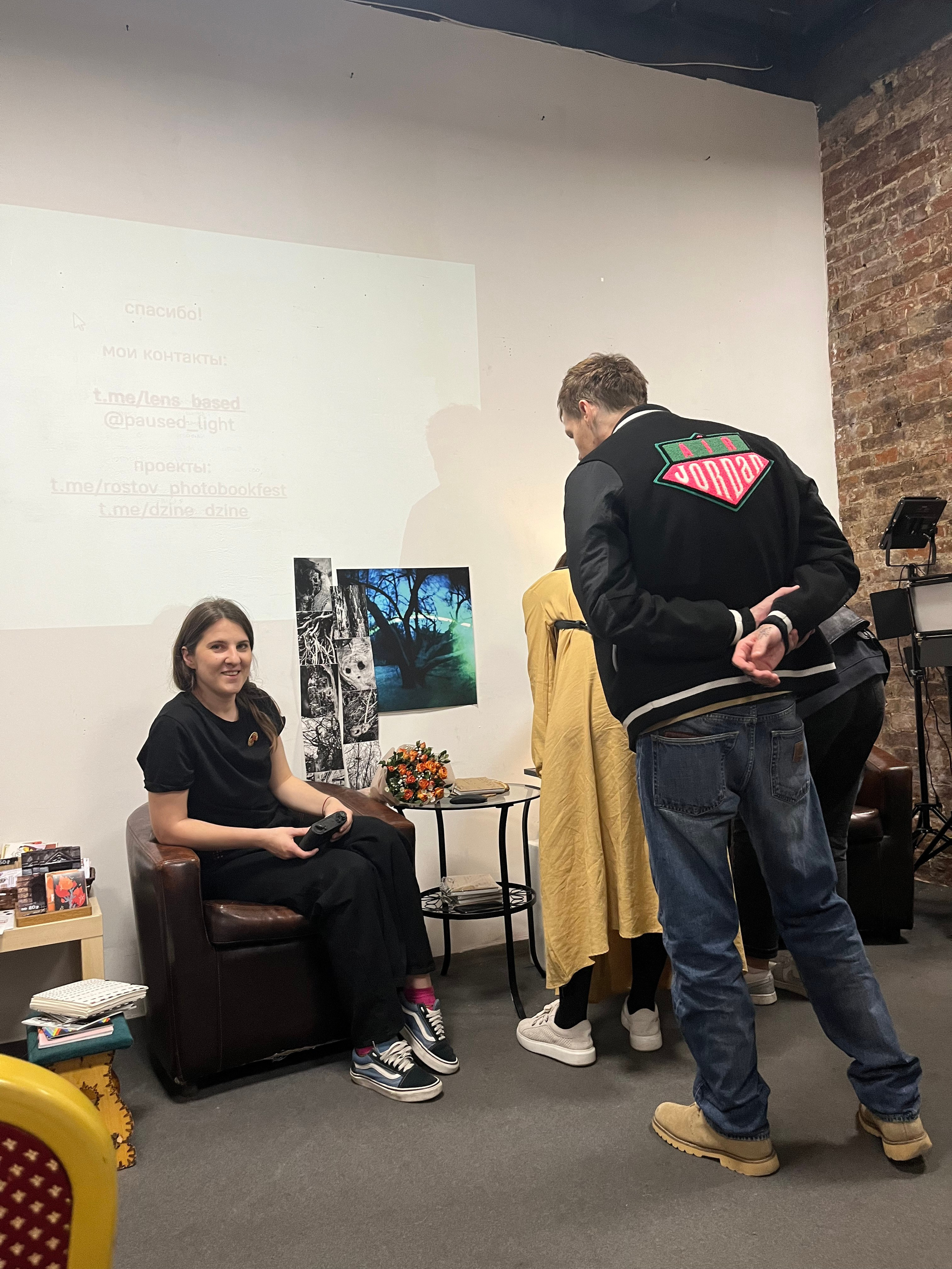 Презентация фотокниги «Beetlemania», 21.10.2023, г. Ростов-на-Дону, независимый книжный «В порядке». Лера Круглова