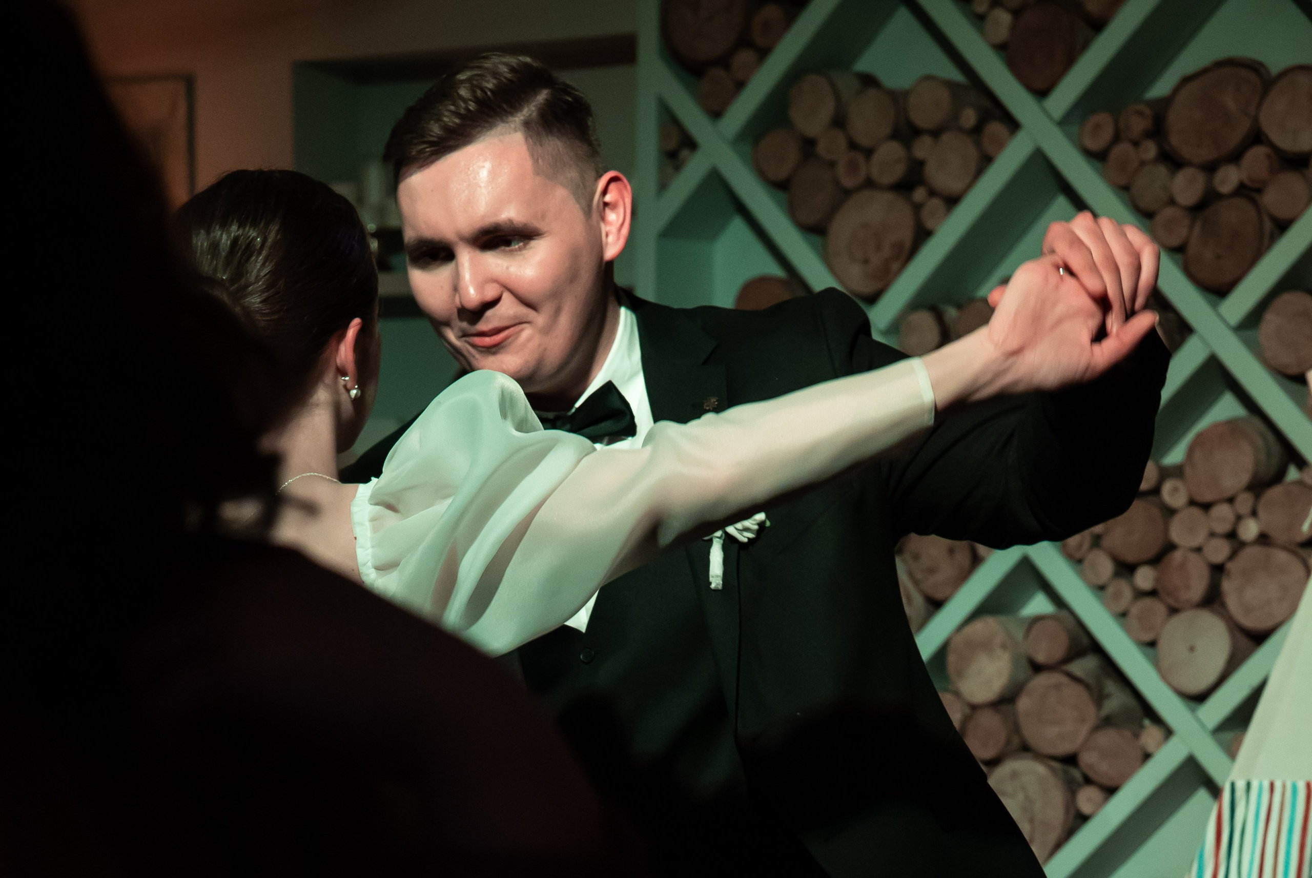 Свадебный фотограф СПб Цена Качество Профессионал Комфорт Радость. ФОТОГРАФ РАДОСТИ Фотосессия в студии СПб. Портретный фотограф — Юрий Торлопов