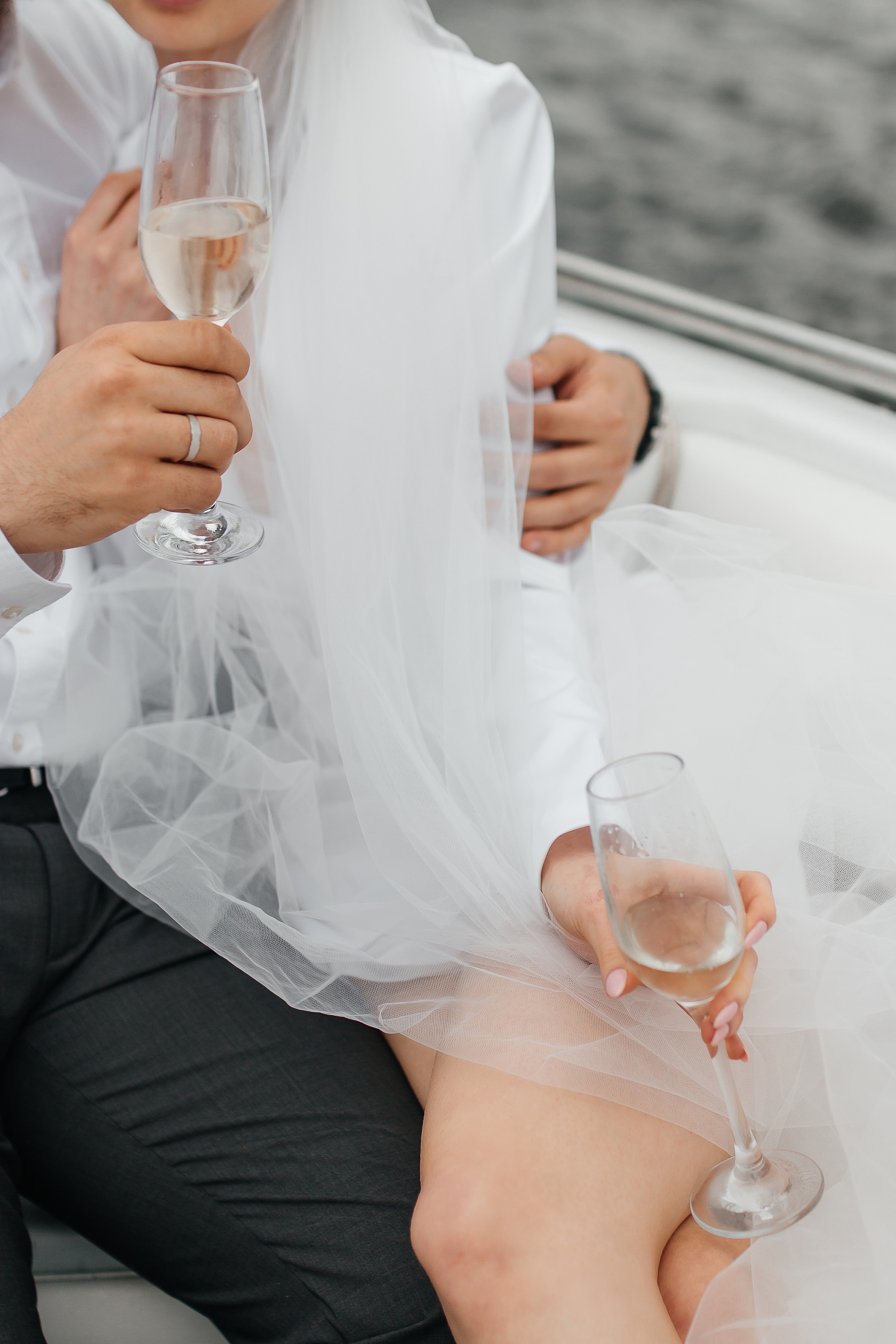 Портретные фотографии молодожёны свадебная фотосессия сборы невесты