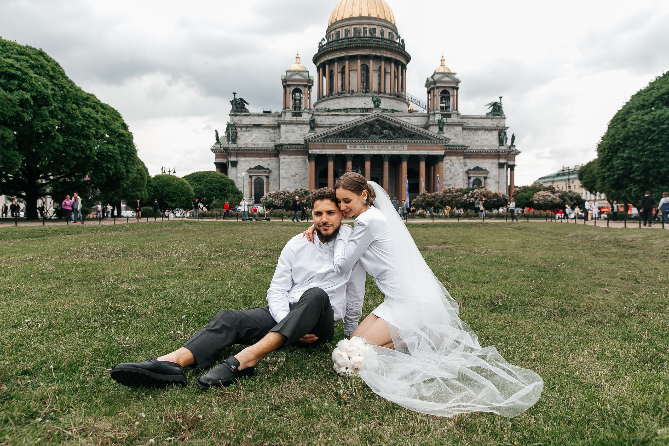 Портретные фотографии молодожёны свадебная фотосессия сборы невесты