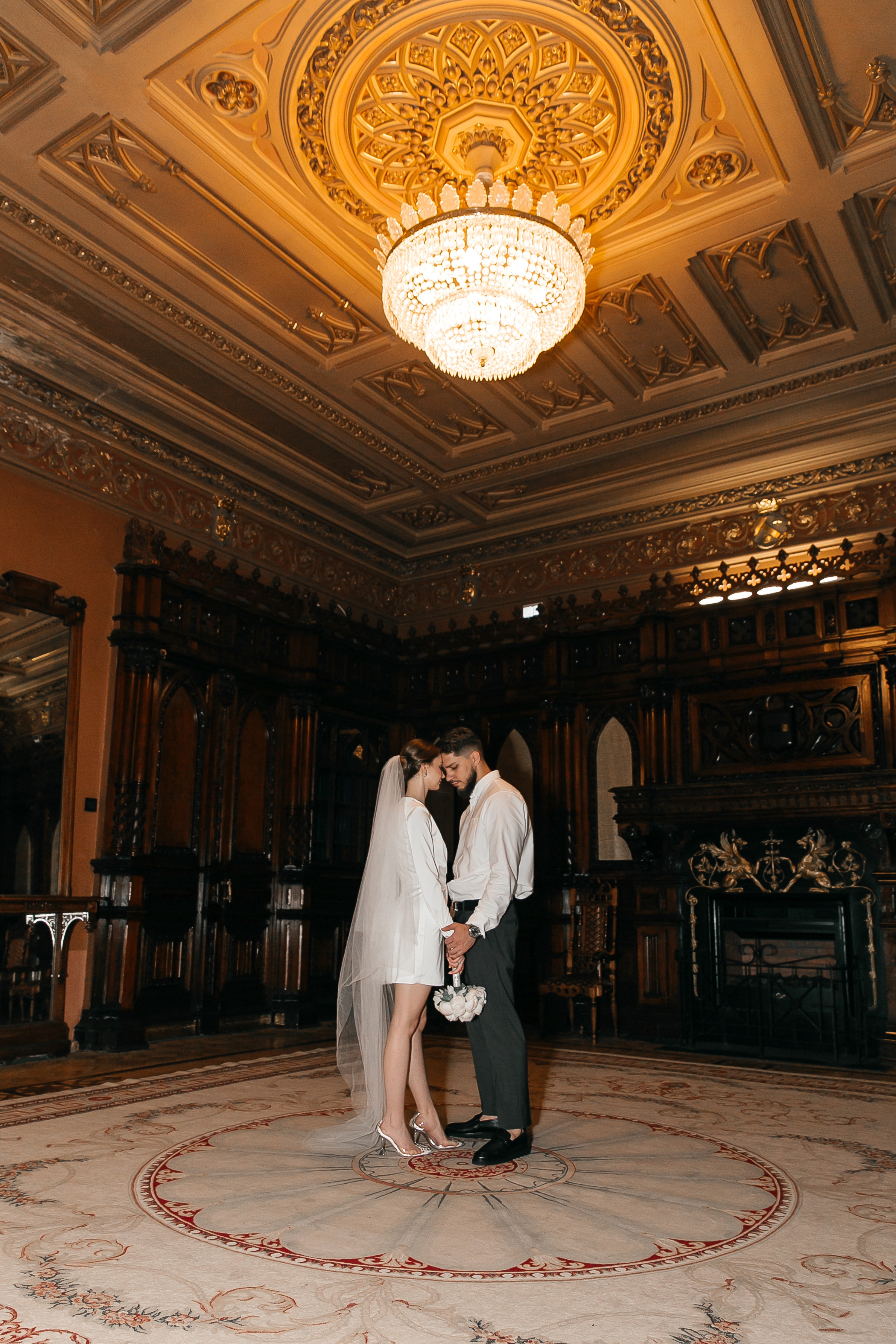 Портретные фотографии молодожёны свадебная фотосессия сборы невесты