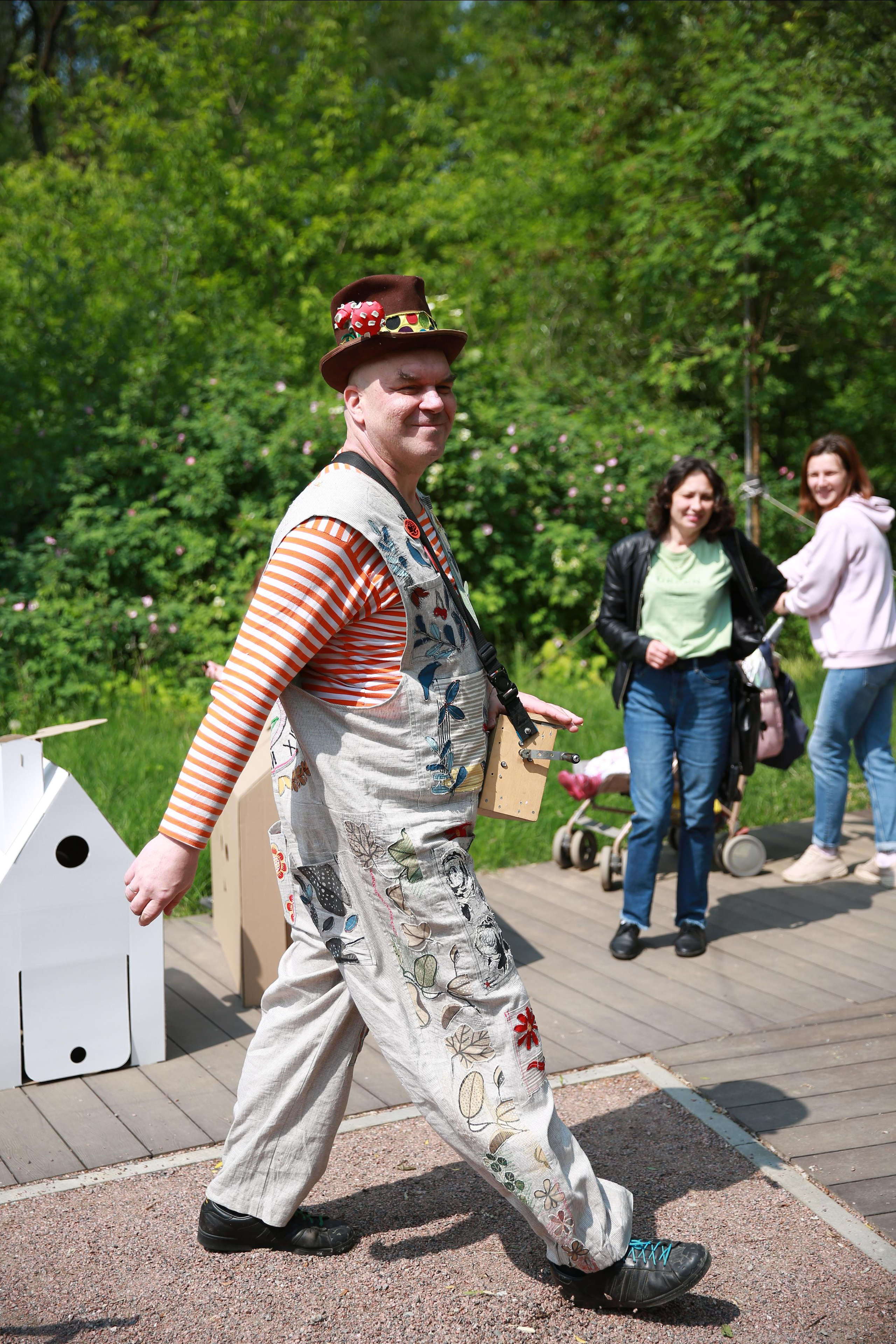 Фабрика радости от «Яркие люди». ZAGLADIN Bureau