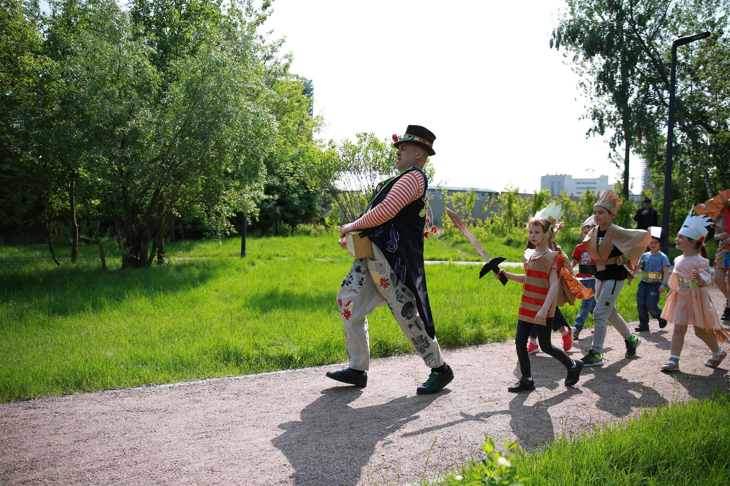 Фабрика радости от «Яркие люди». ZAGLADIN Bureau