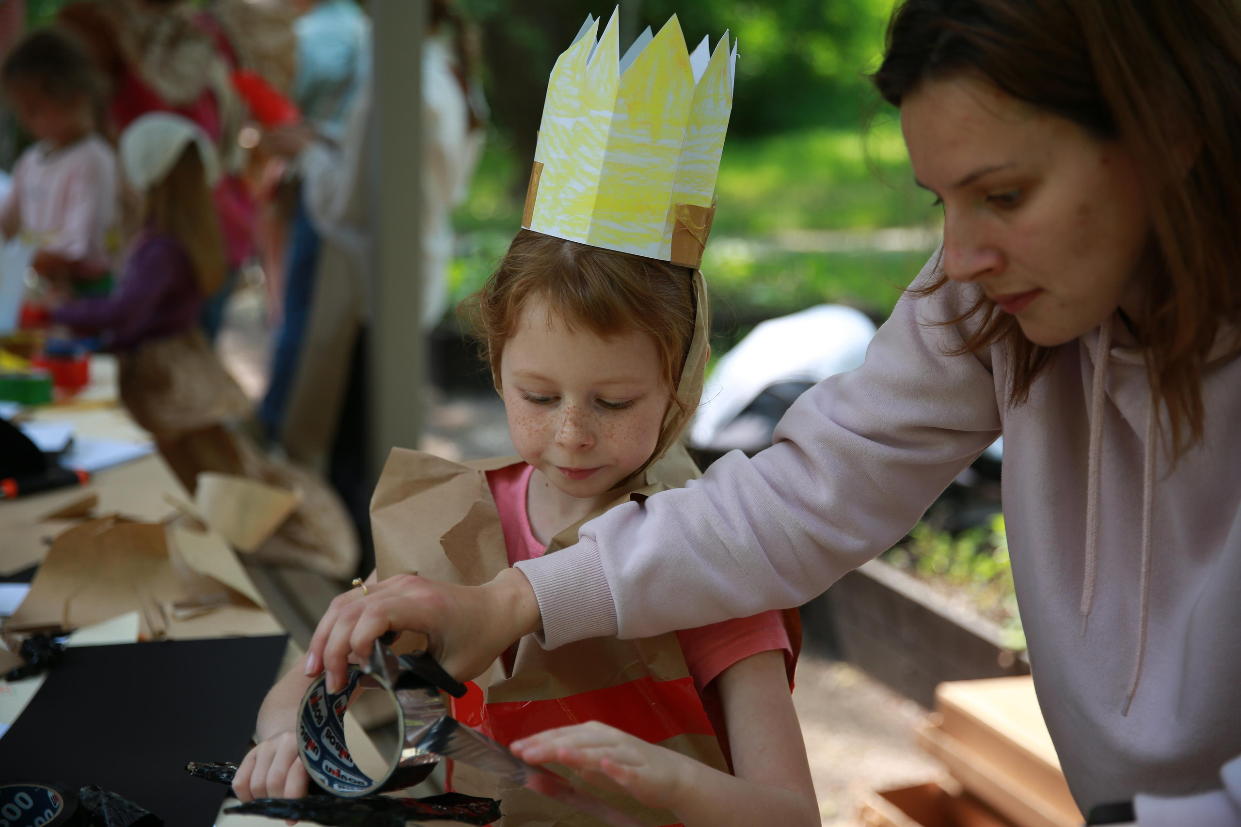 Фабрика радости от «Яркие люди». ZAGLADIN Bureau