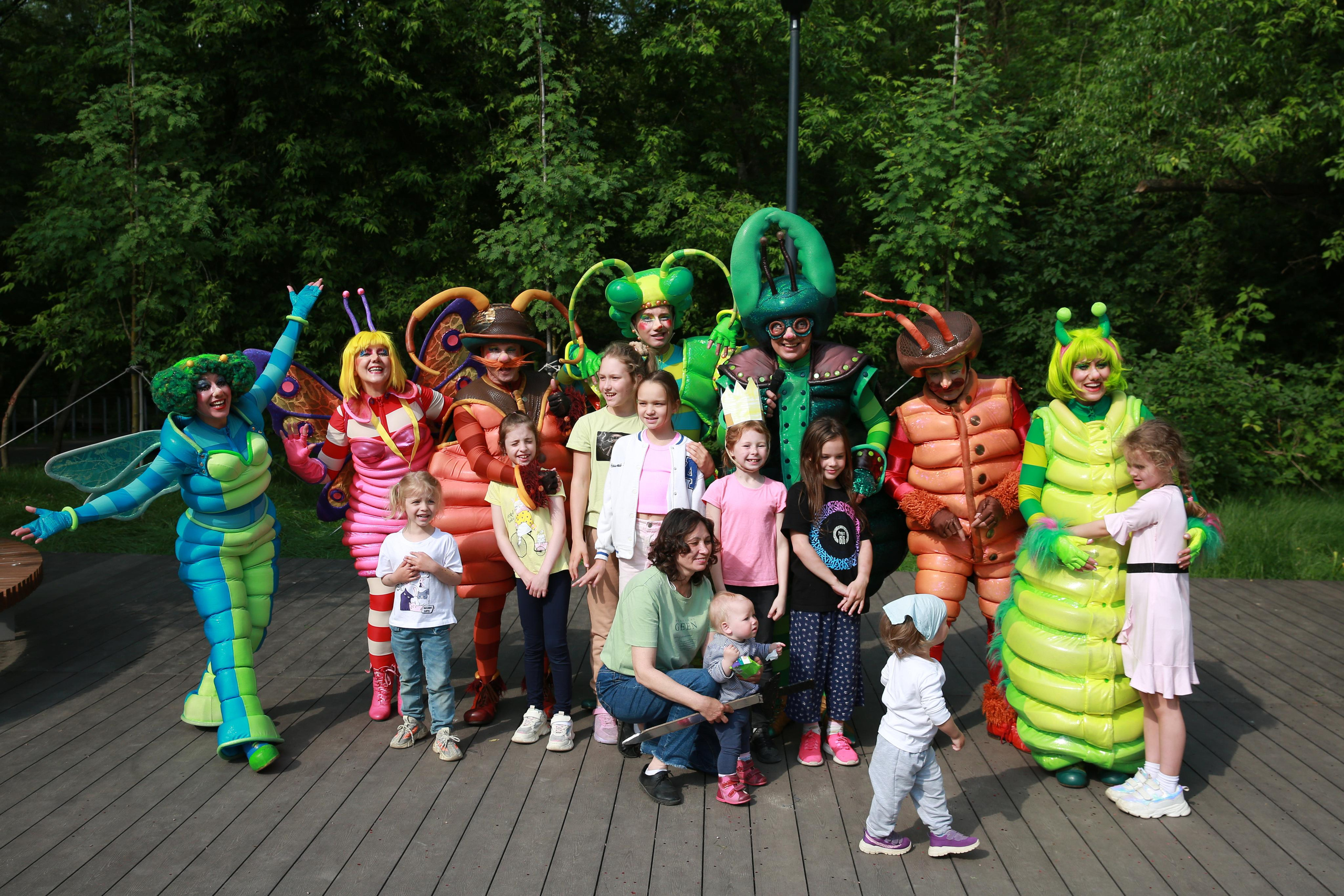 Фабрика радости от «Яркие люди». ZAGLADIN Bureau