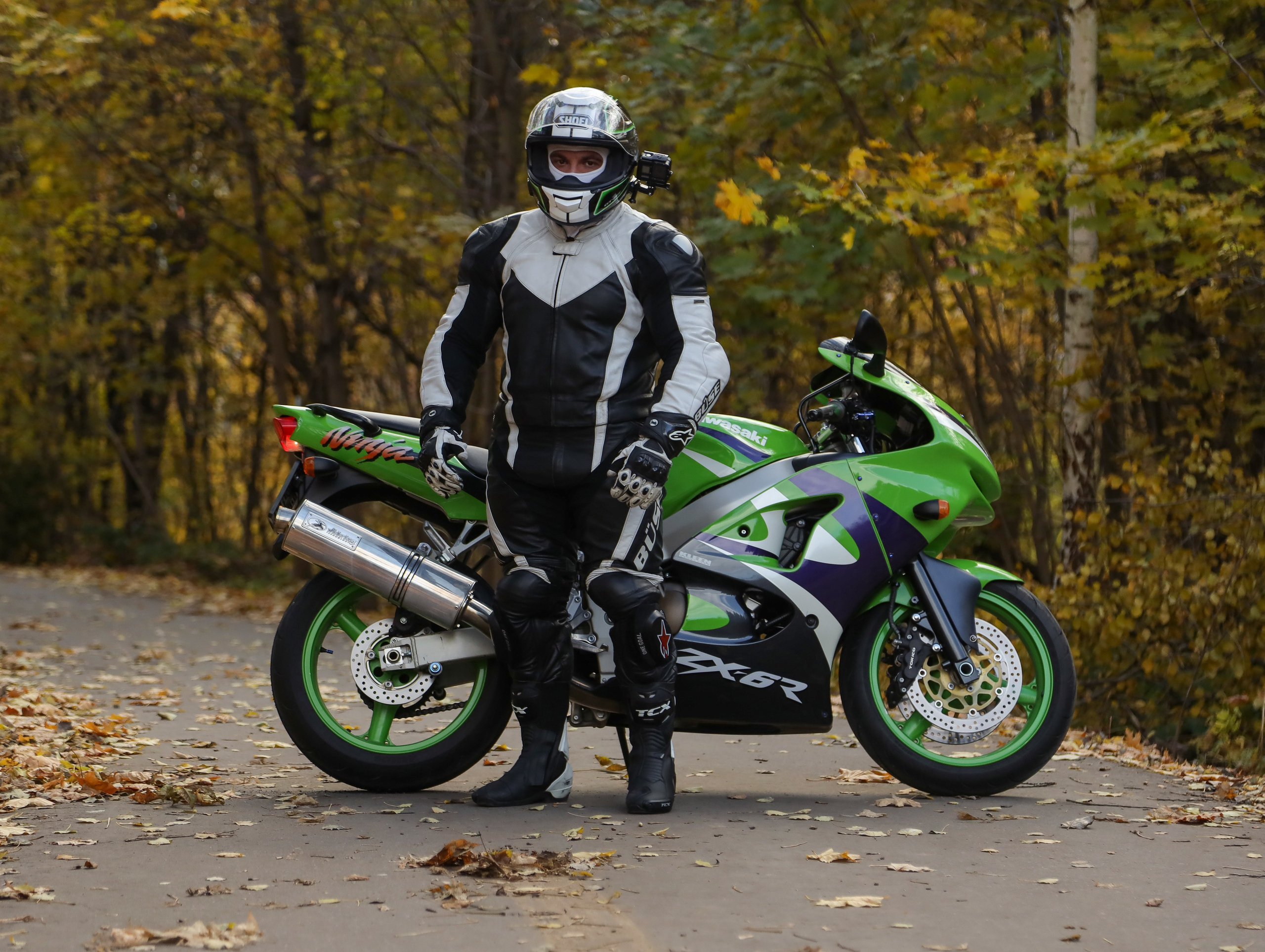 Виталий Kawasaki ZX6R. Фотограф Антон Чупринин