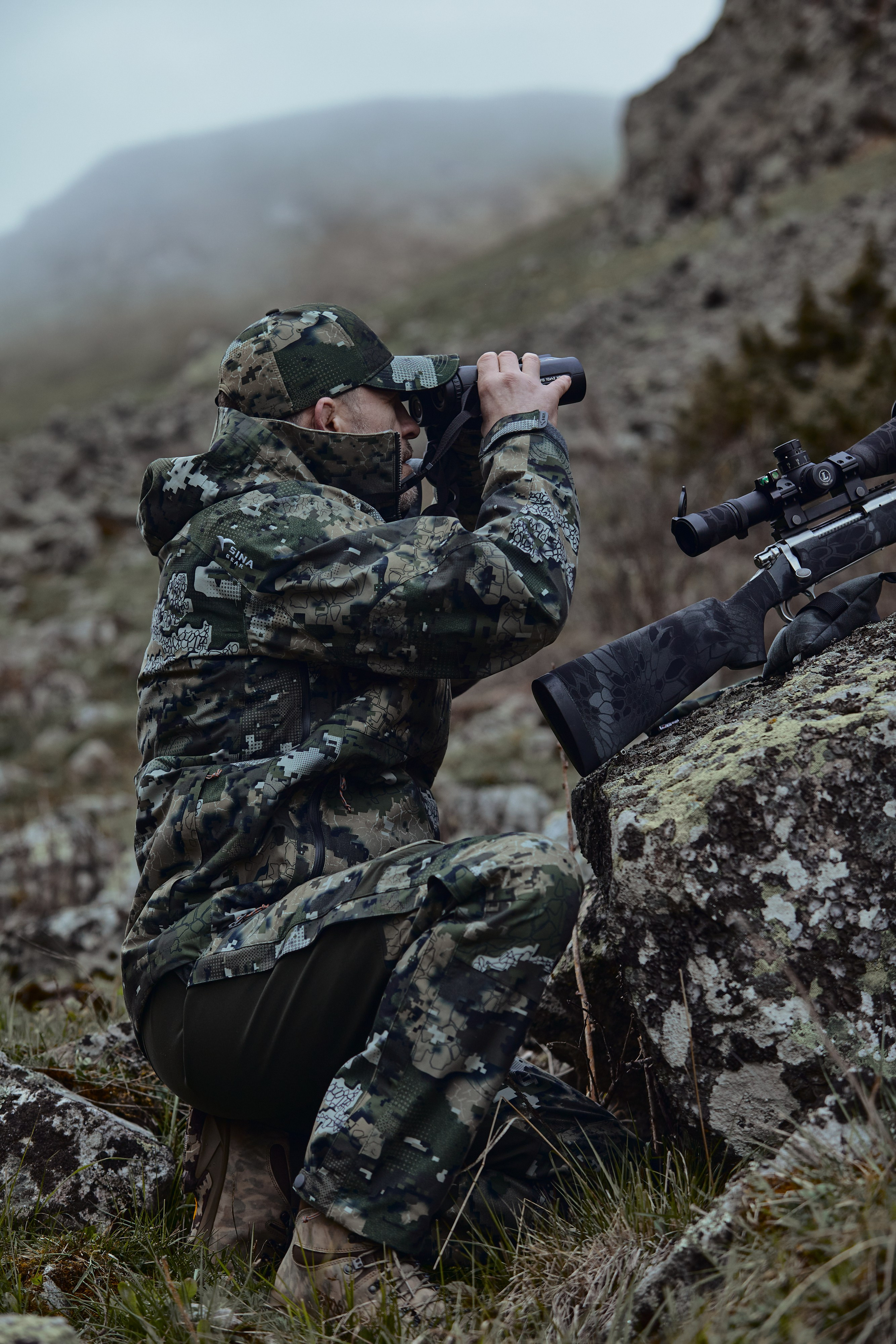 Съемка для бренда охотничьей одежды под ключ. Фотограф Продюсер в горах КБР / Москва Нальчик Горы