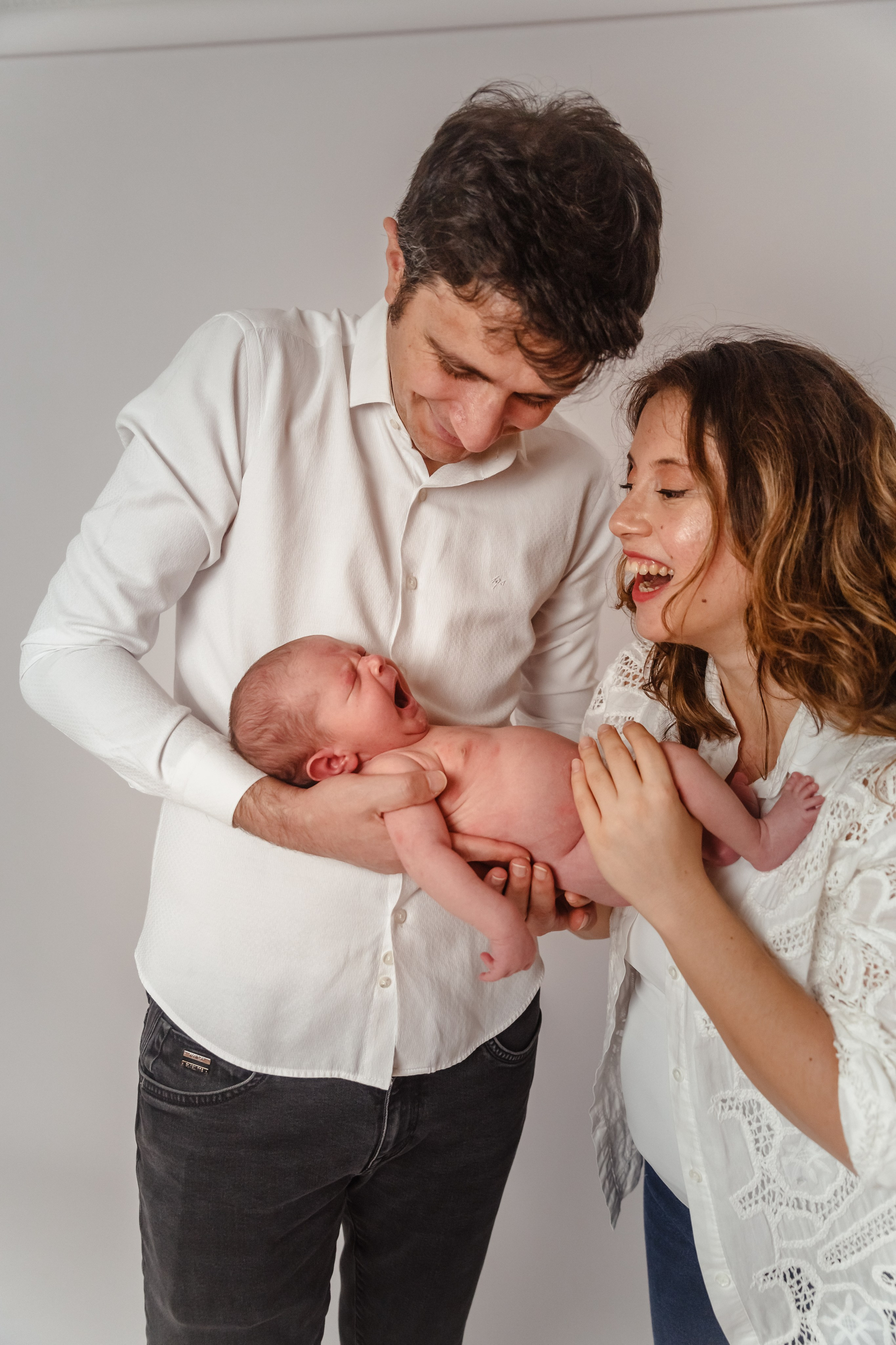 Newborn photoshooting. Professional family and children’s photographer in Izmir Irina Eron