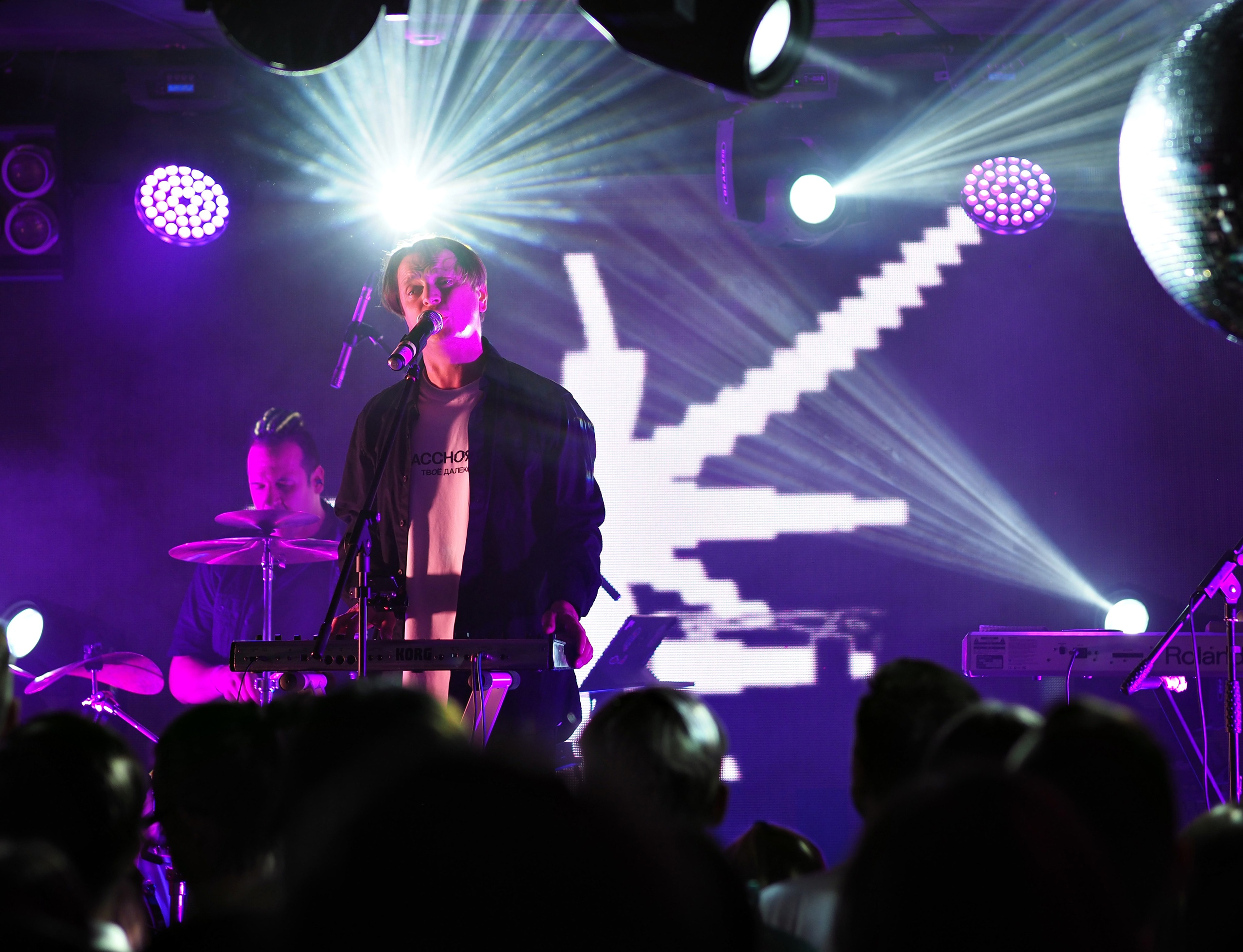 Концерт, чтобы позвать на танцы. Семейный фотограф в Красноярске Лизоркина Вера