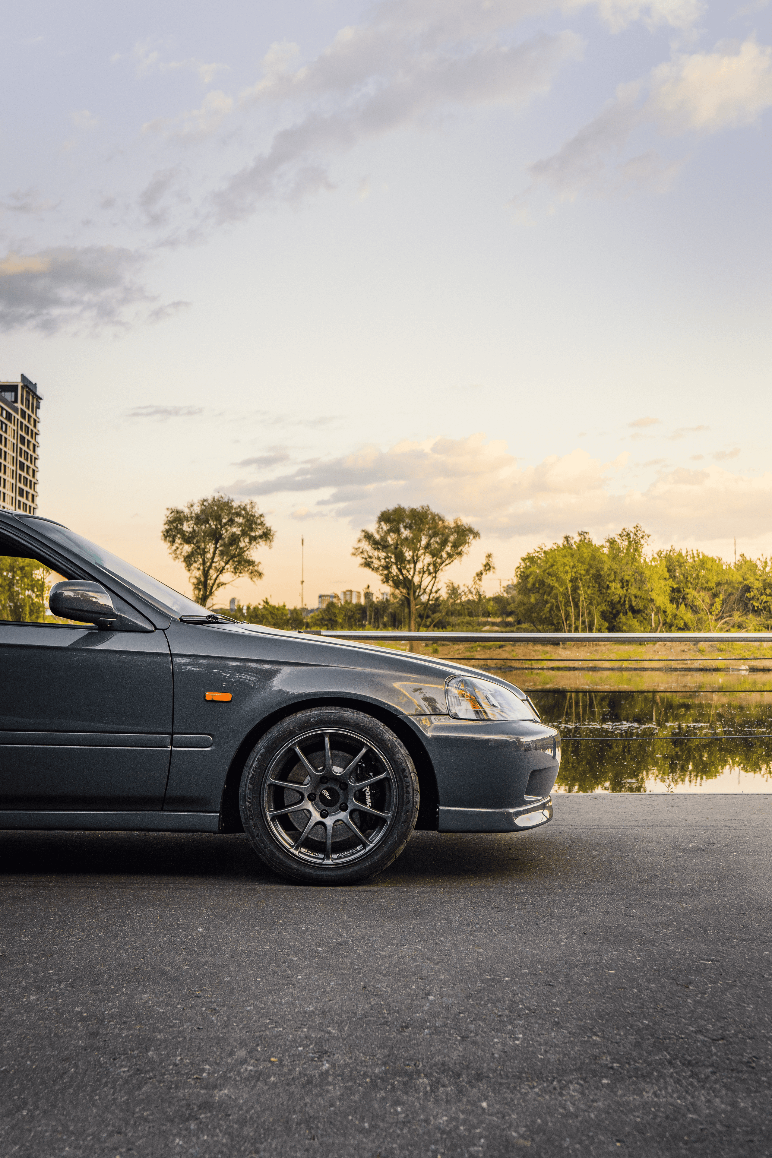 Honda Civic VI: безупречная серая мышка