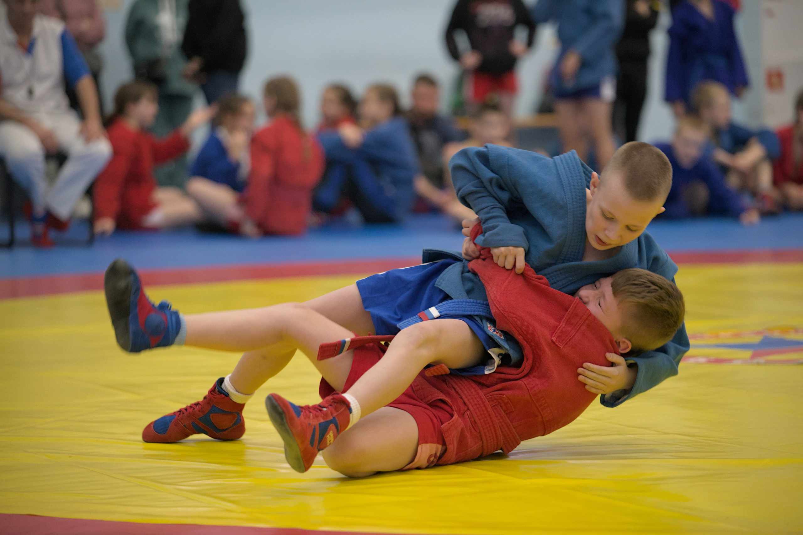 Самбо. Региональные соревнования «Невские звезды». Фото детских спортивных мероприятий и всякое интересное через объектив