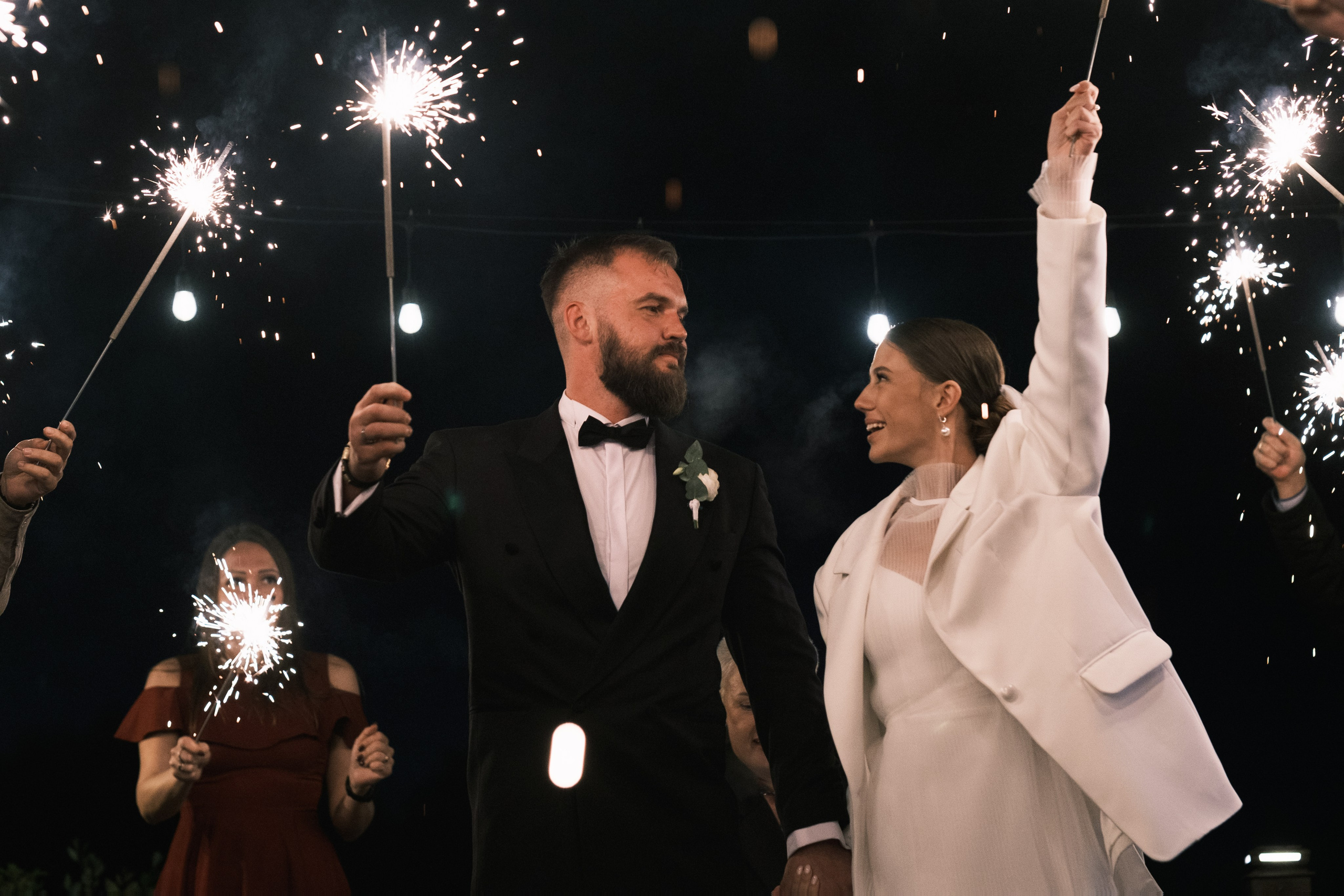 Олег и Лиза под бенгальскими огнями. Professional photoartist in St. Petersburg (wedding, reportage, portrait, model book, love story) Alexander Shvedov