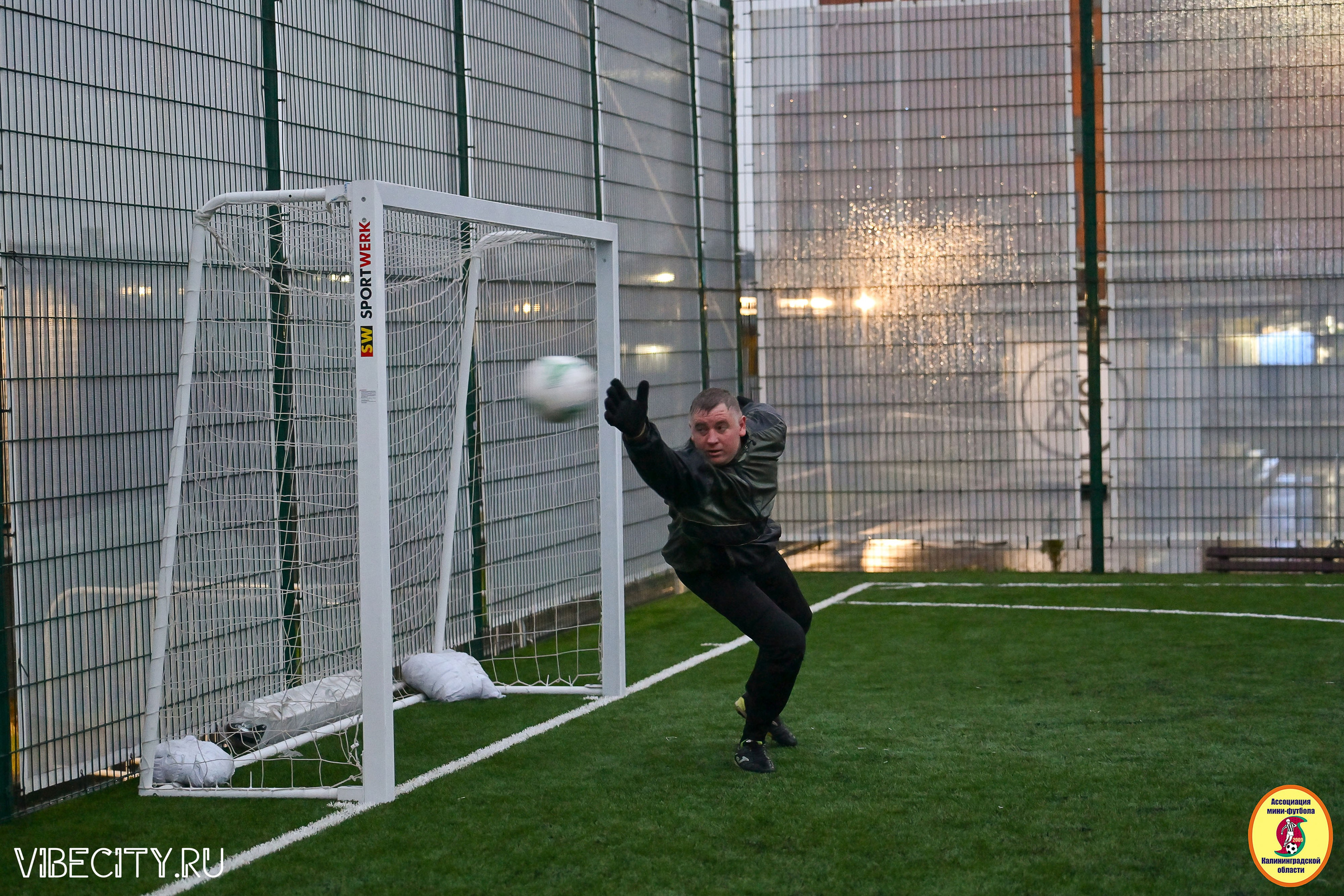 ИГРЫ МИНИ-ФУТБОЛЬНОЙ ЛИГИ. VIBECITY.RU Вайб Сити Ру Фоторепортажи Фотоотчеты Калининград