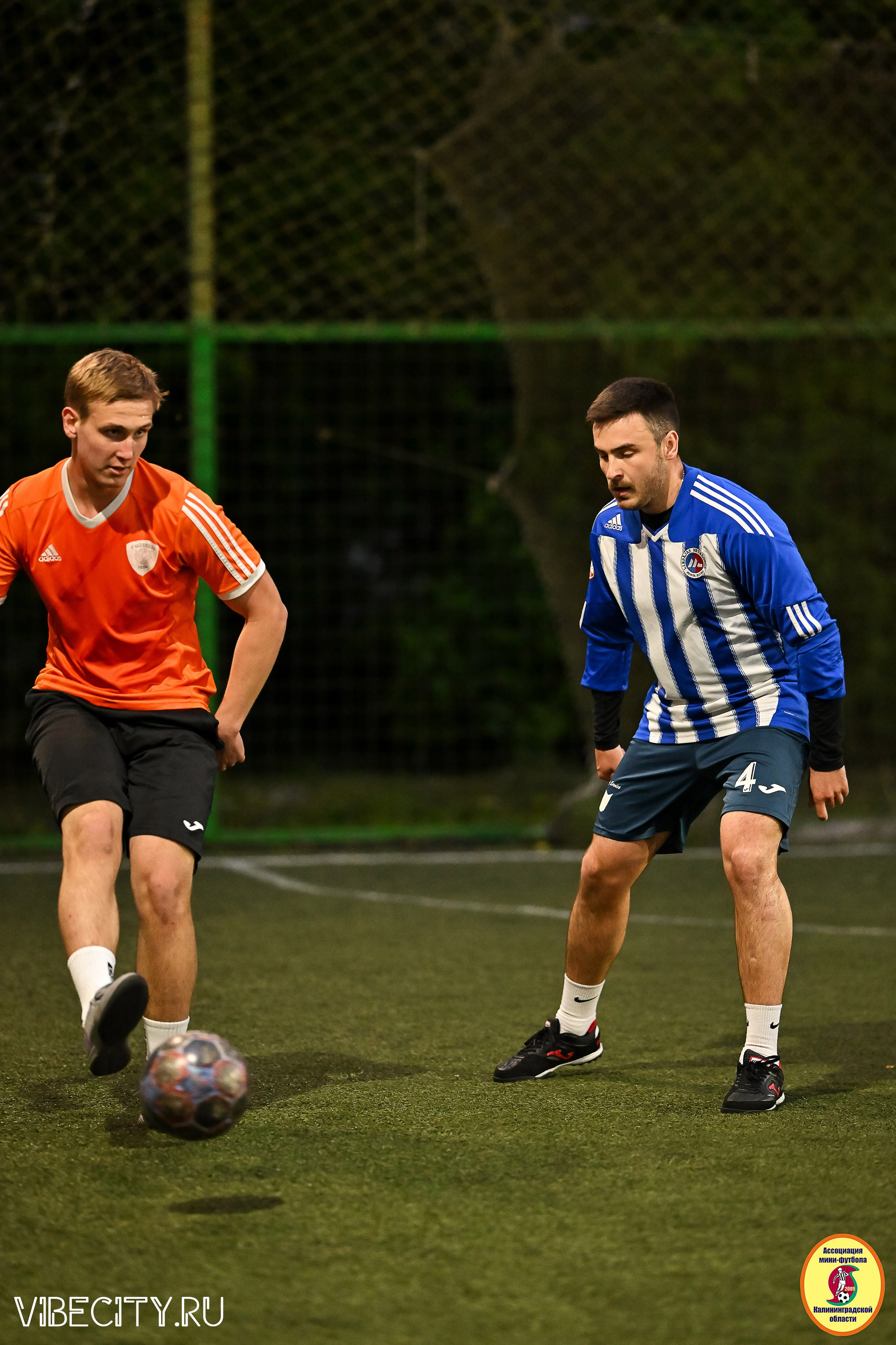 ИГРЫ МИНИ-ФУТБОЛЬНОЙ ЛИГИ. VIBECITY.RU Вайб Сити Ру Фоторепортажи Фотоотчеты Калининград