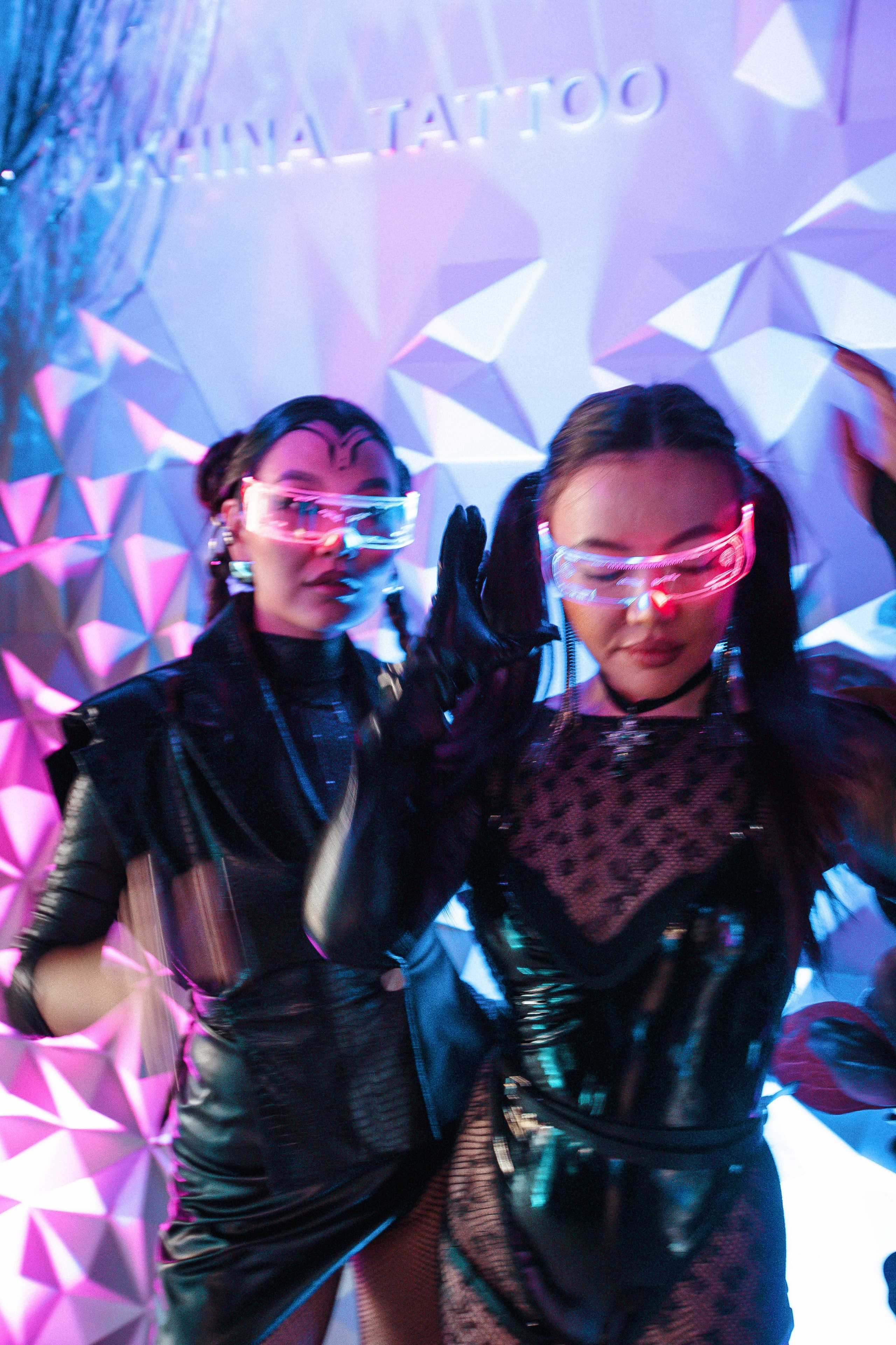 Walk-In Day в стиле киберпанк в тату-студии MUKHINA TATTOO. СВОИ. ФОТООТЧЕТЫ-СОБЫТИЯ-МЕСТА