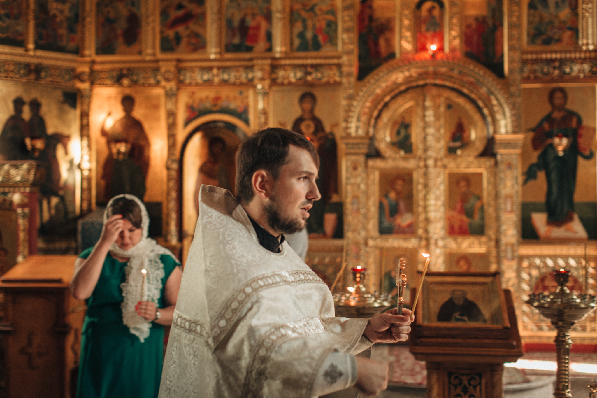 Крещение Ильи в храме преподобного Сергея Радонежского на Рязанке. Детский и семейный фотограф с животными в Москве Гурьева Надежда