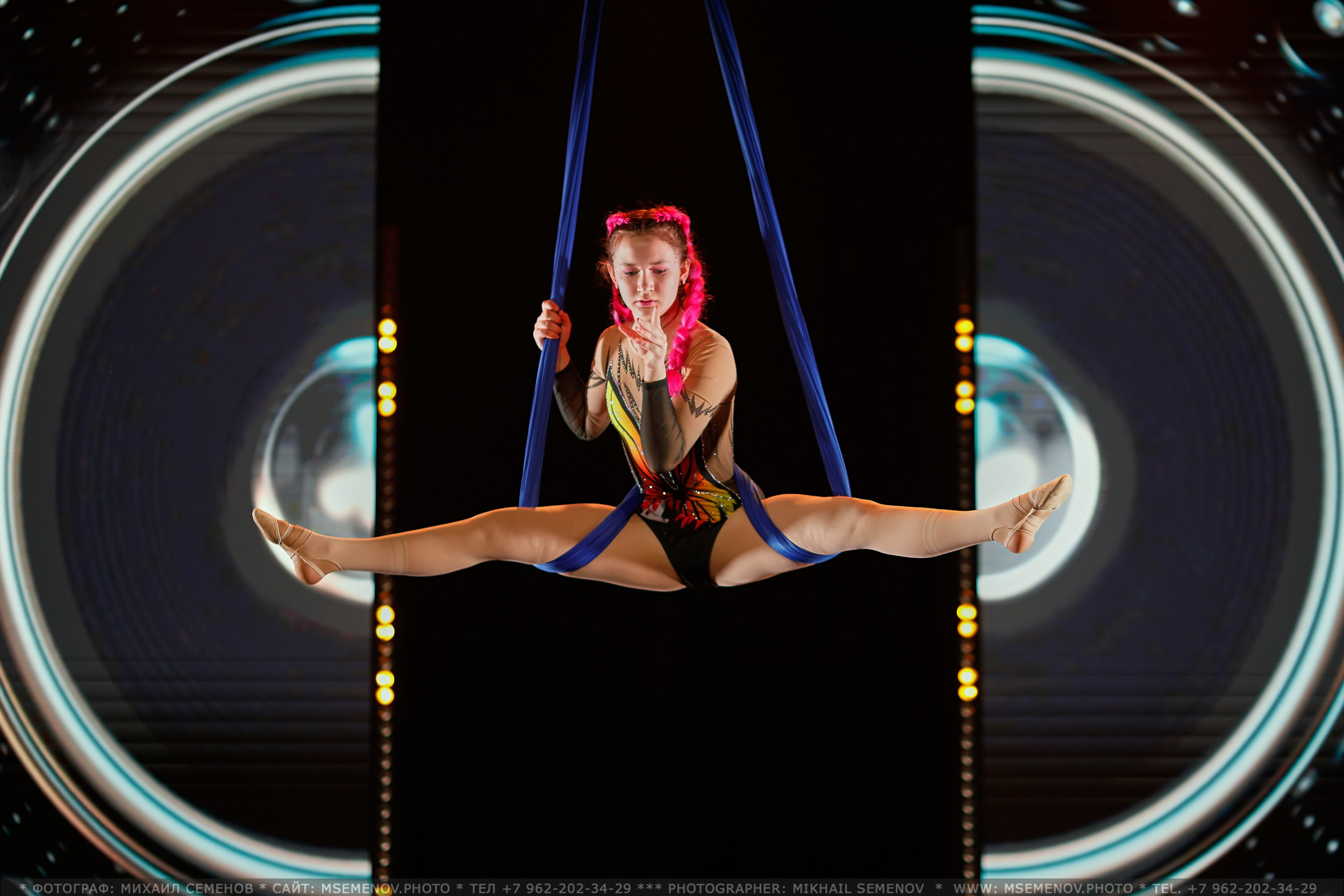 Анонс фоторепортажа с Концерта Грация. POLE DANCE. Photographer for business Mikhail Semenov. Aqua photo studio, photo school