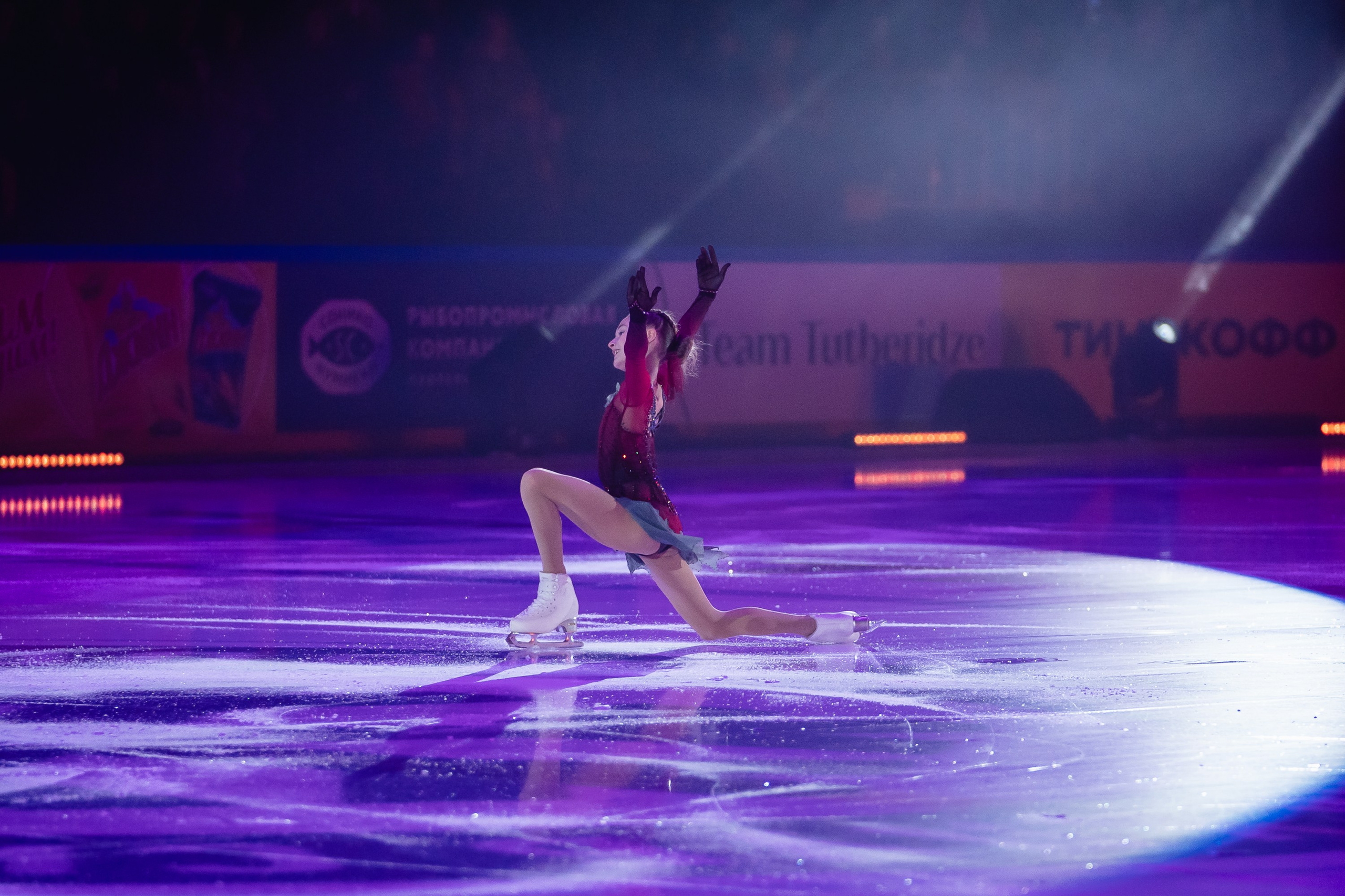 Шоу «Чемпионы на льду» в Новосибирске. Воробьева Ксения — Спортивный и танцевальный фотограф Новосибирск