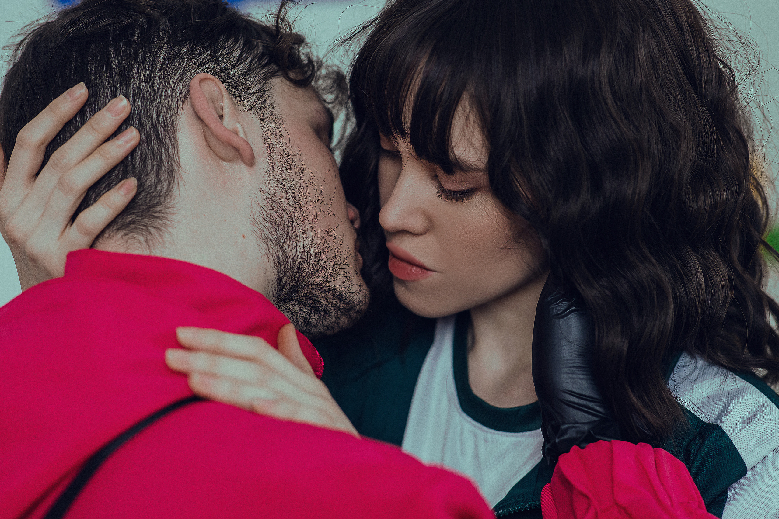 - Я не верила, что увижу тебя снова. Знаешь, я была совсем одна...