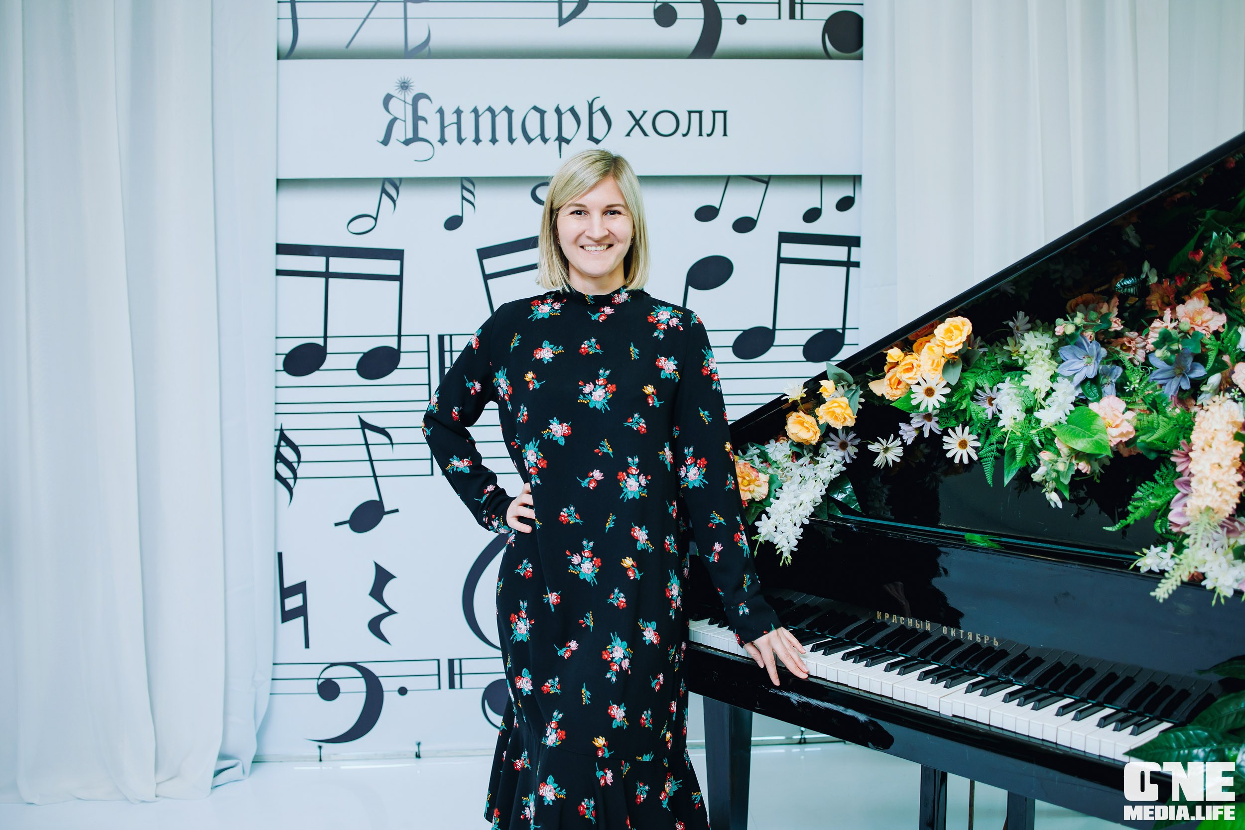 Концерт 8 марта в Янтарь холл. One Media Life: фоторепортажи, фотоотчеты с мероприятий и заведений