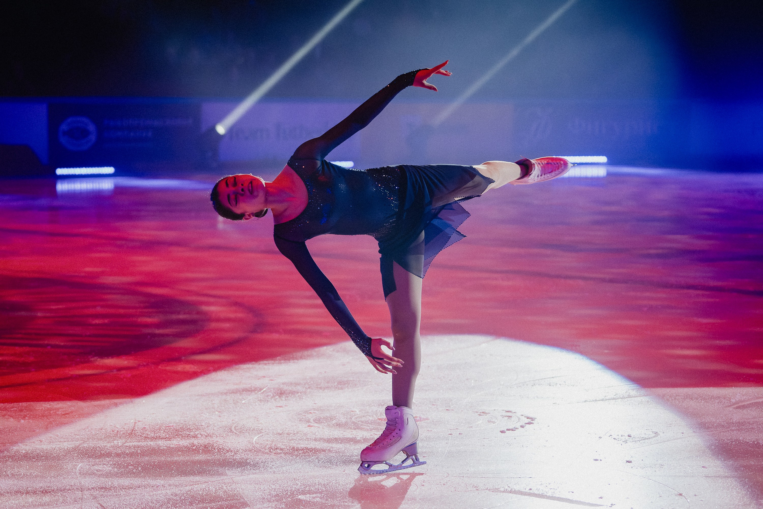 Шоу Этери Тутберидзе в Новосибирске. Воробьева Ксения — Спортивный и танцевальный фотограф Новосибирск