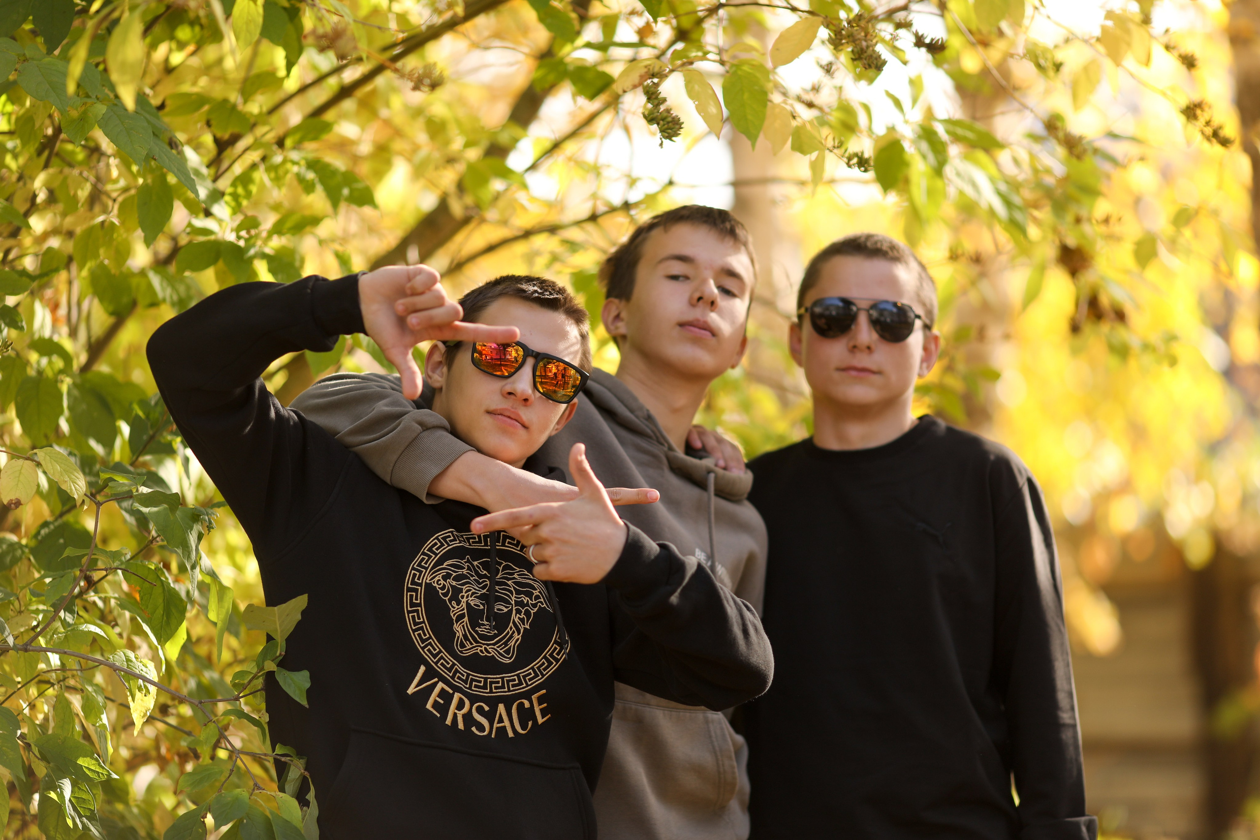 Выпускные альбомы 9-11 классы. Семейный и детский фотограф София Шарабурко, Томская область