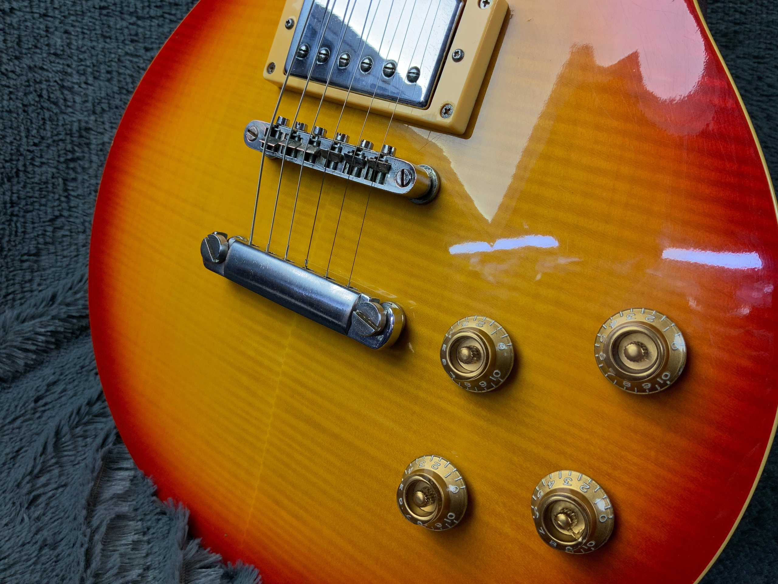 Maison Gibson Les Paul Standard