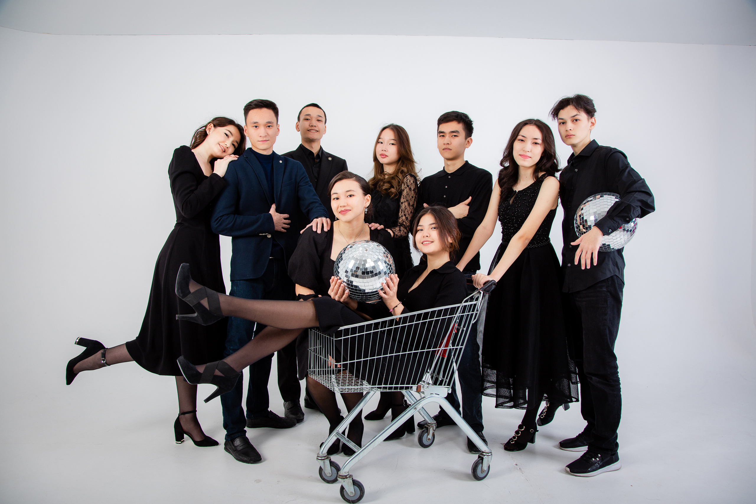 XPLACEMEDIA — Виньетки в Актобе. Выпускные альбомы в Актобе