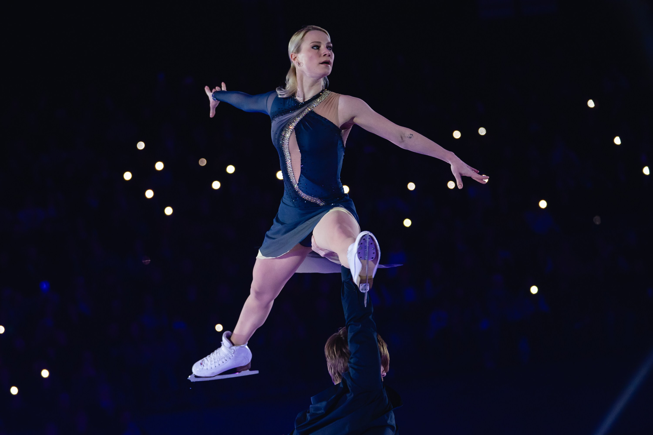Шоу «Чемпионы на льду» в Новосибирске. Воробьева Ксения — Спортивный и танцевальный фотограф Новосибирск