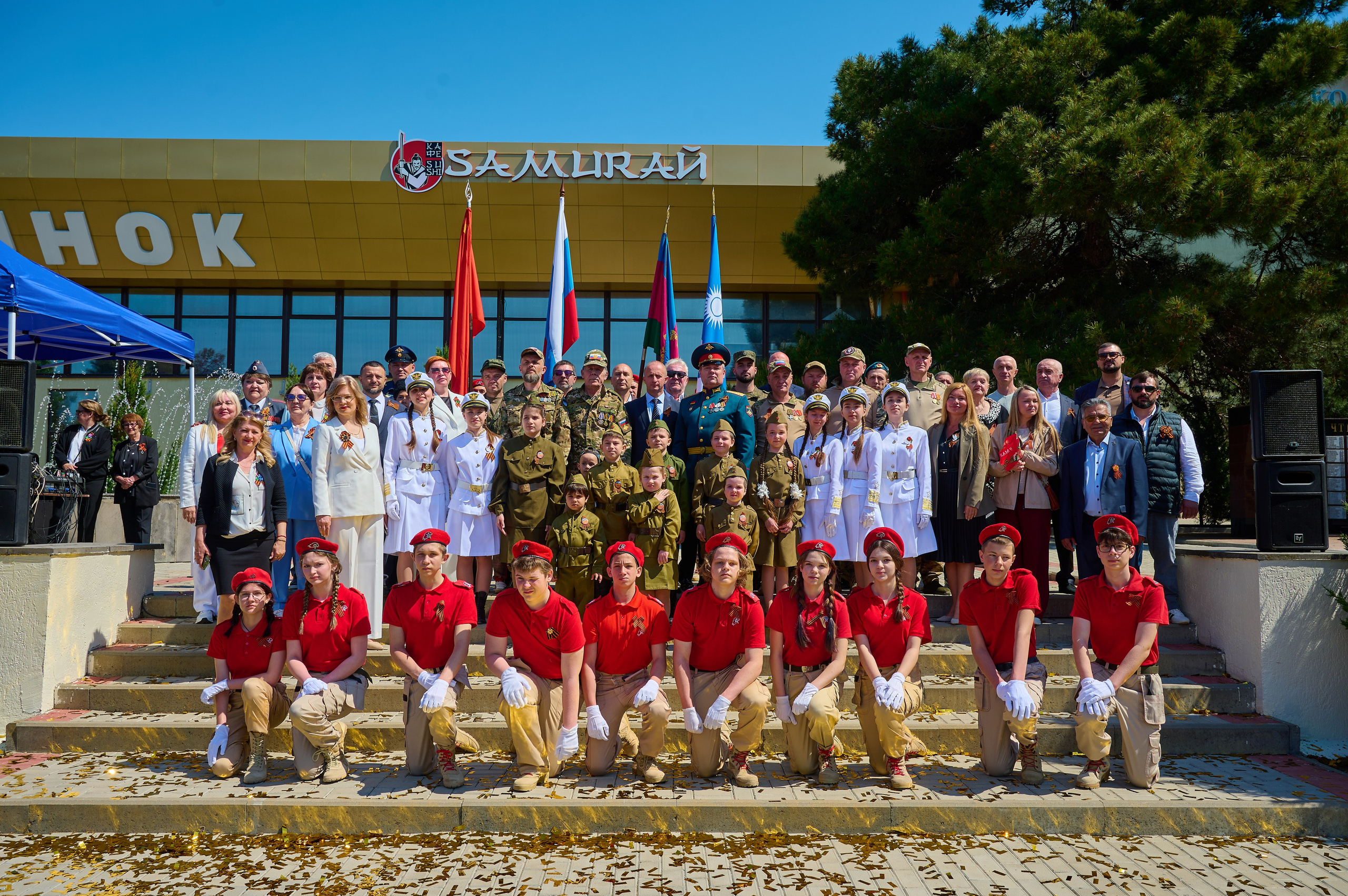 Митинг (мая в Кабардинке. Жизнь курорта Кабардинка в фотографиях