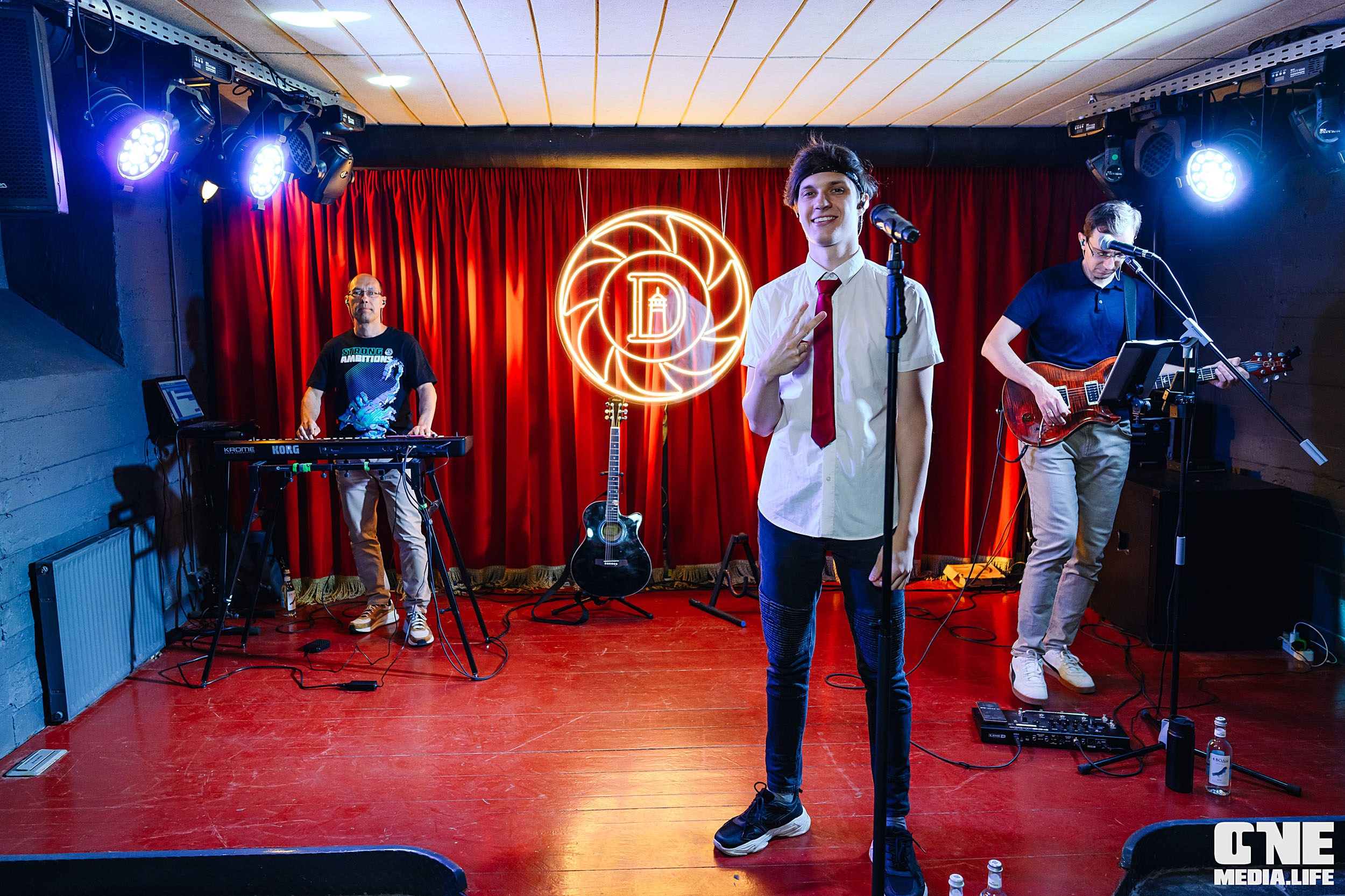 Фоторепортаж с дня рождения бара Дредноут. One Media Life: фоторепортажи, фотоотчеты с мероприятий и заведений