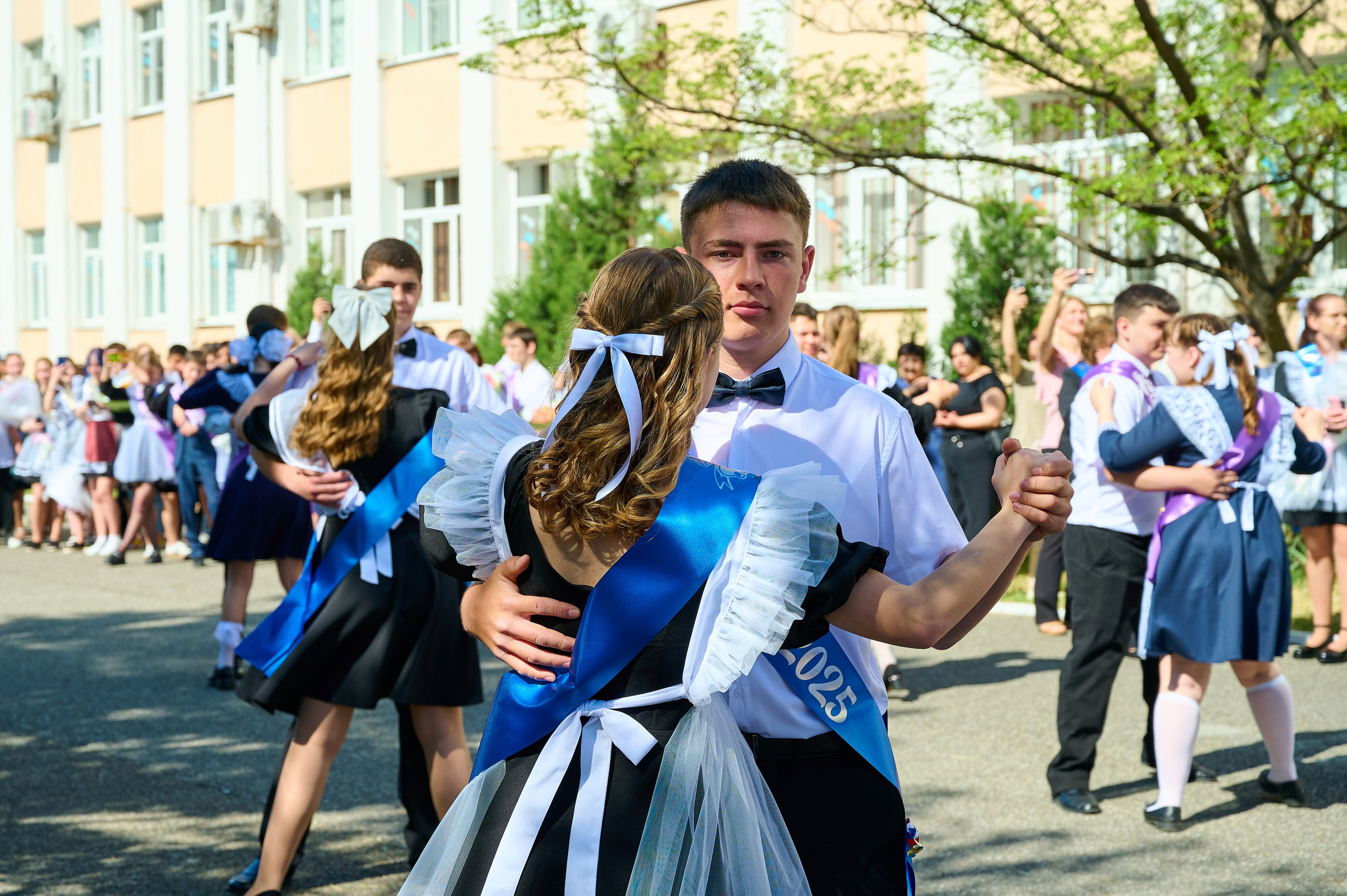 Последний звонок 2025. Жизнь курорта Кабардинка в фотографиях
