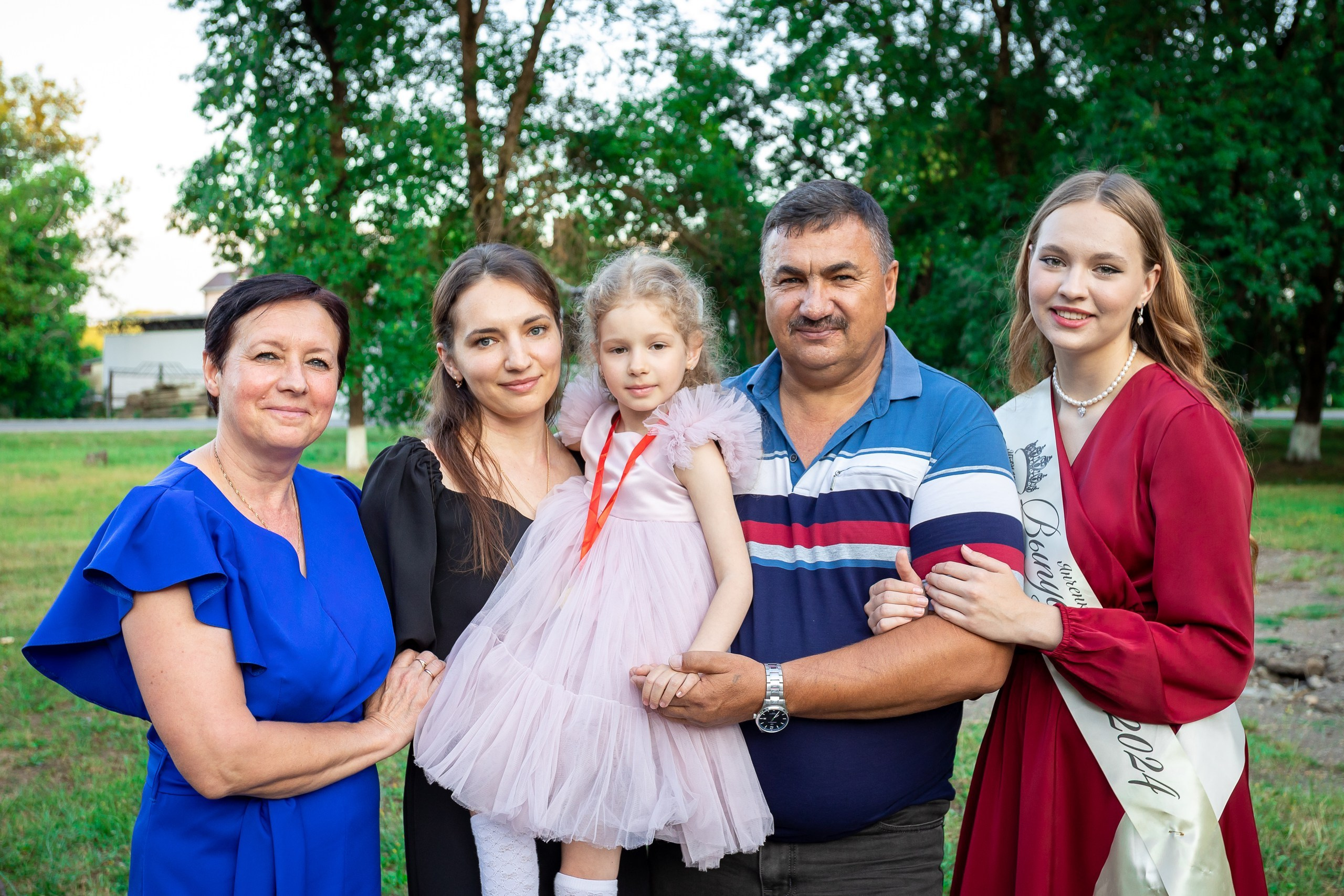 Вручение аттестата 2024 г. Выпускные альбомы Майкоп, Краснодар Елена Золотарева