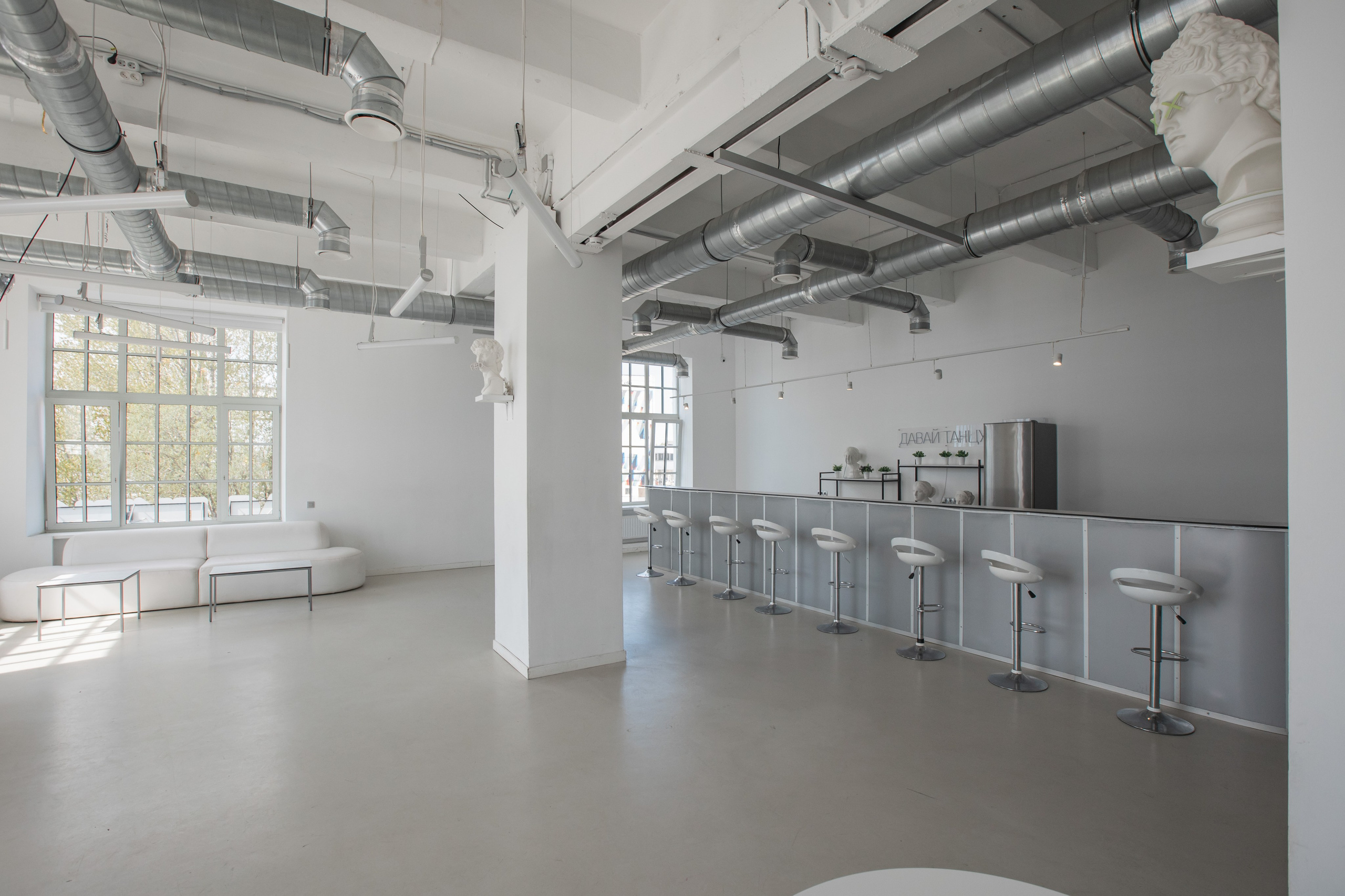 Кожевенная, 34А. Аренда лофта в СПб для мероприятий