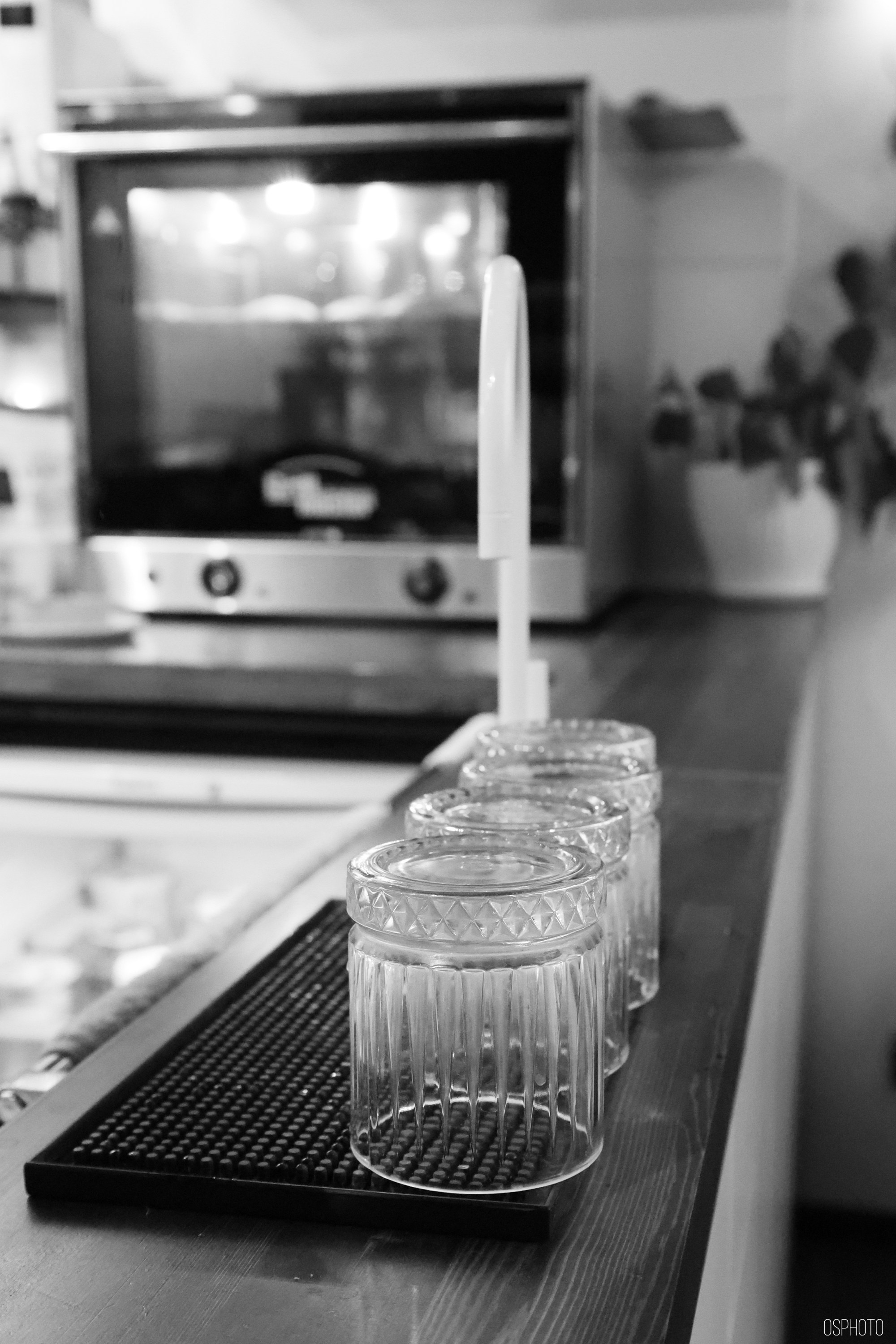 «Соседи Кофе». Микрогород в Лесу. Фотографъ Сергѣевъ. Поймать мгновеніе